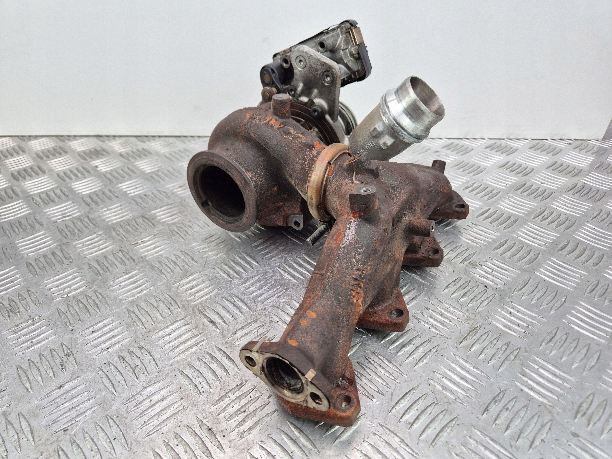 BMW X2 F39 20d turbo 8513635 B47C20A