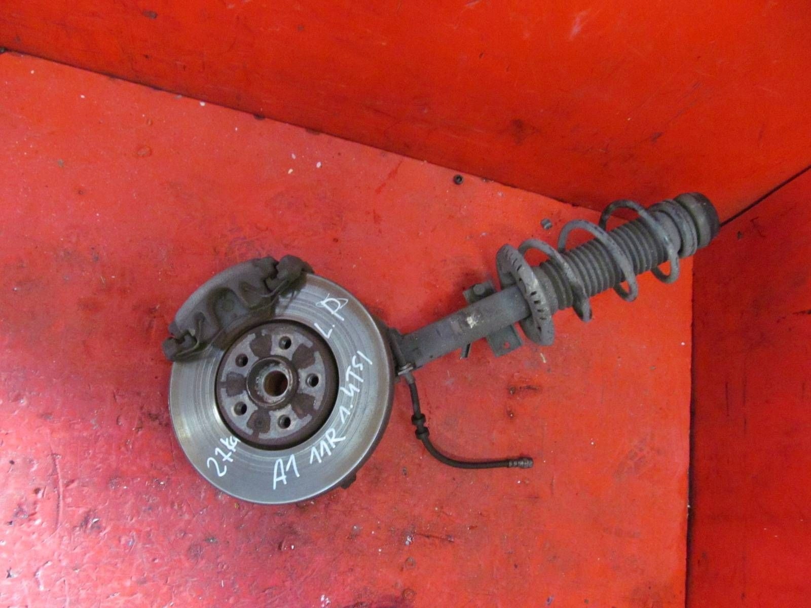 AUDI A1 S1 and 1 8X 8X1 1.4 TFSI CAVG swing shock absorber left front