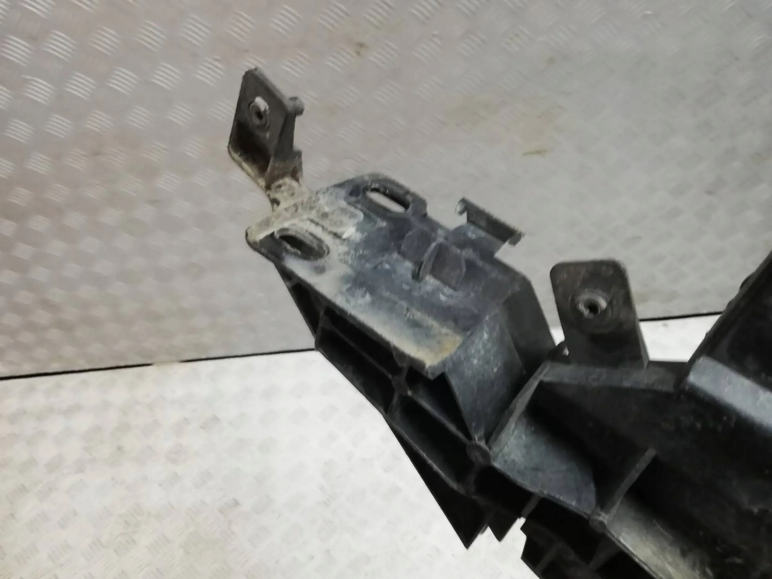 MM OSŁONA PŁYTA POD ZDERZAK C3 II DS3 9683447280 Numer katalogowy oryginału 2004050