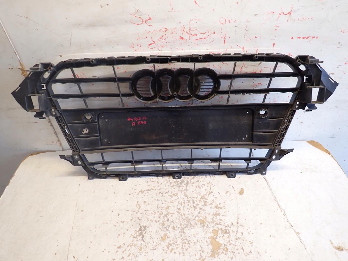 Grill AUDI A4 B8 LIFT 2012-2015 8K0853651E