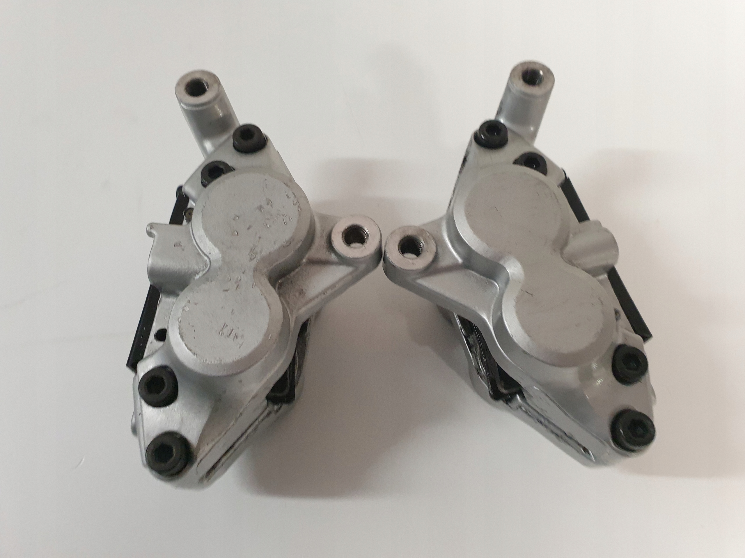 Zaciskyamahatdm850 - Yamaha TDM 8504tx зажим передние зажимы