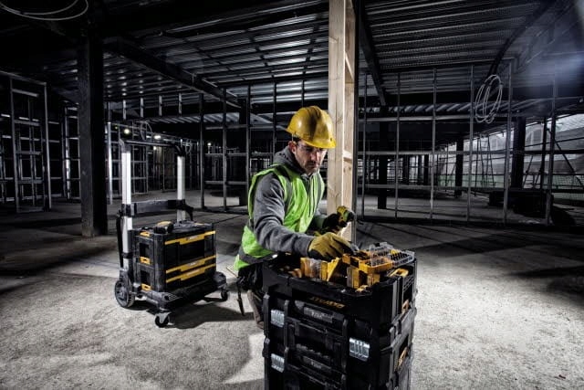 DT70716 DEWALT Organizer TOUGHCASE DEWALT TSTAK Długość (cm) 337