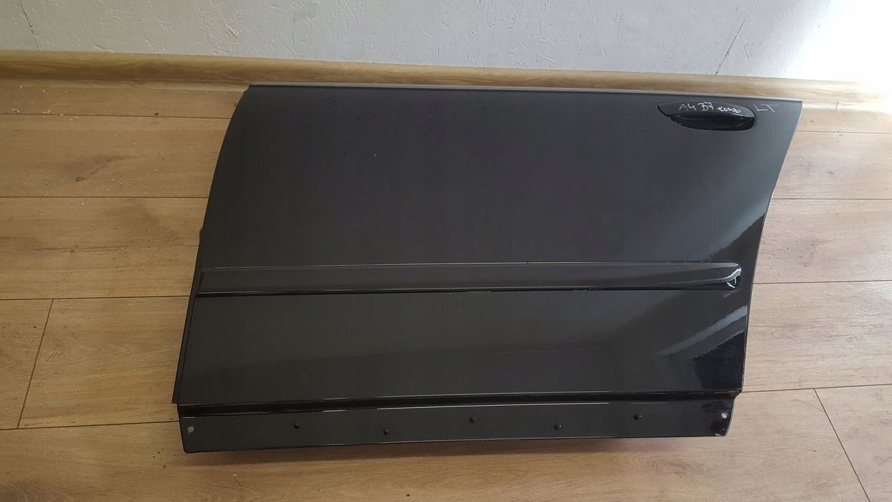 door rear part rear. left Audi A4 B7 2,0 TDI kombi