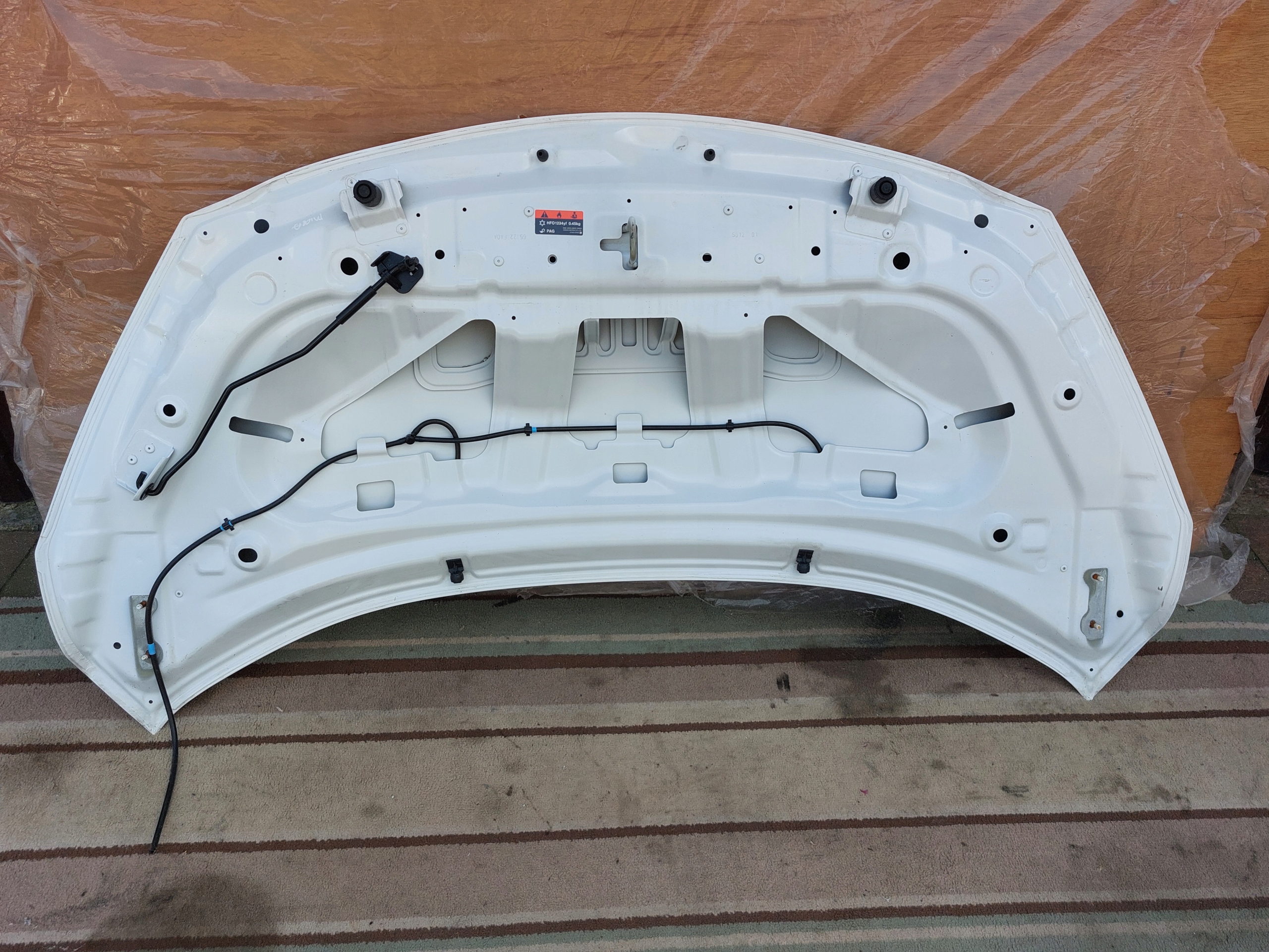 NISSAN MICRA K14 2017- Capot BIALY
