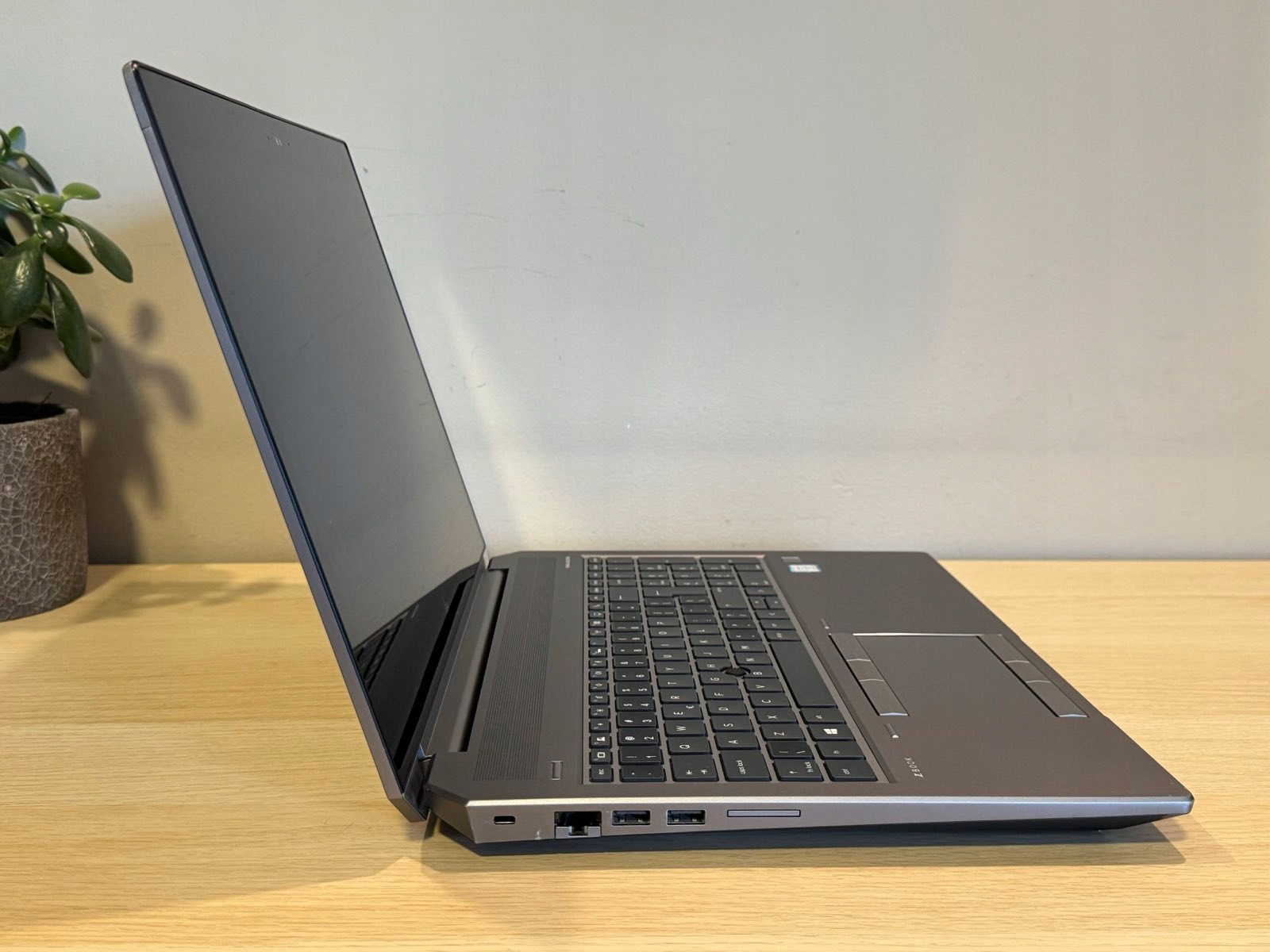 HP ZBOOK 15 G5 i7-8850H 32GB 512SSD NVIDIA P2000 Windows 11