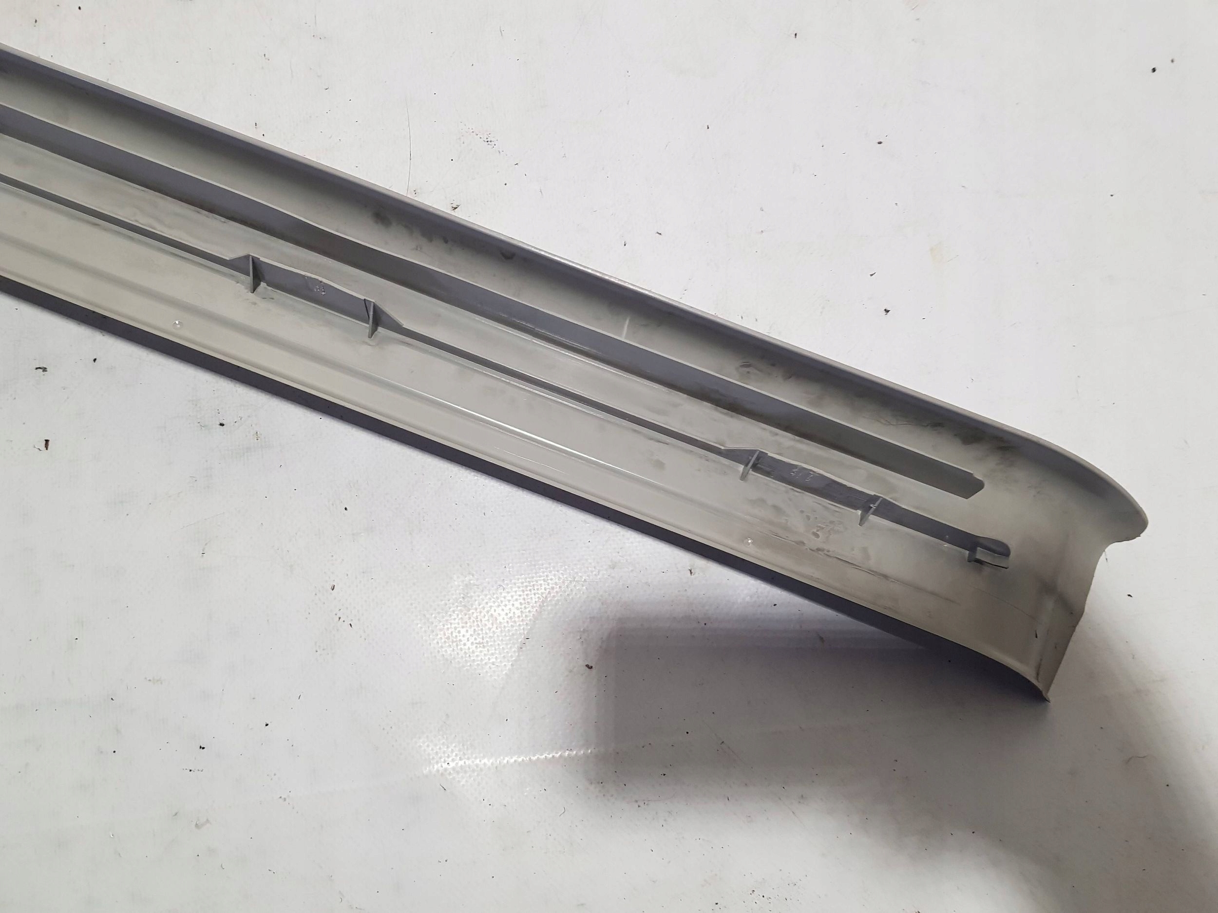 moulding threshold left side Mercedes SL R230 W230 grey