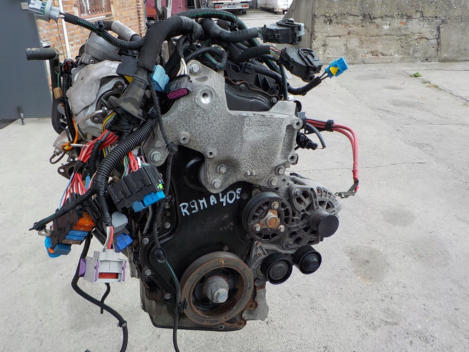 TRAFIC III VIVARO B 1.6 SILNIK KOMPLETNY R9MA408