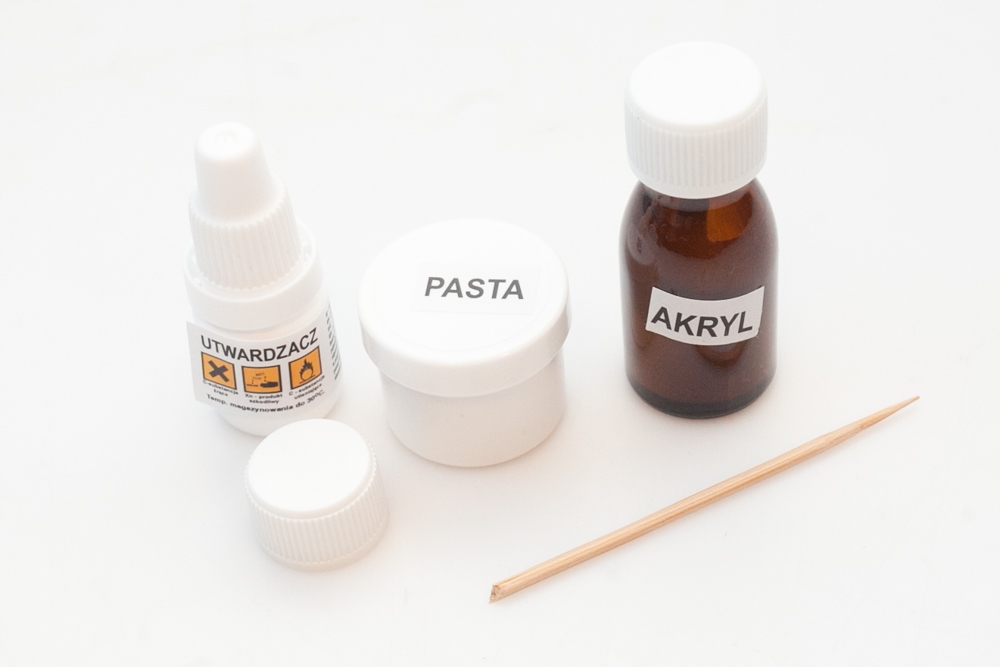 Zestaw naprawczy do wanien i brodzików akrylowych Marka Hydro