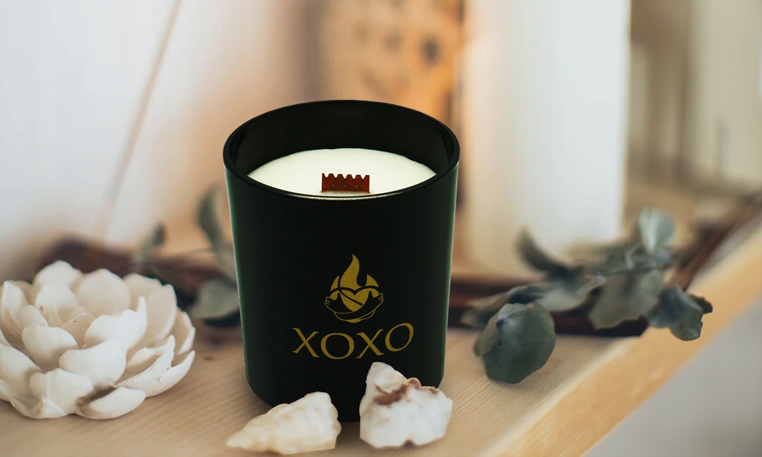 SOJOWA ŚWIECA ZAPACHOWA CHOCOLATE XOXO CANDLE 50h PALENIA 260 ml Zapach słodki świeży