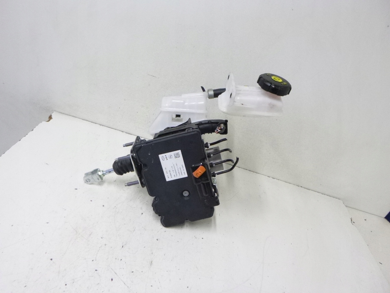 pump ABS brake KIA CEED III 1.6 PHEV 2021r. HYBRYDA