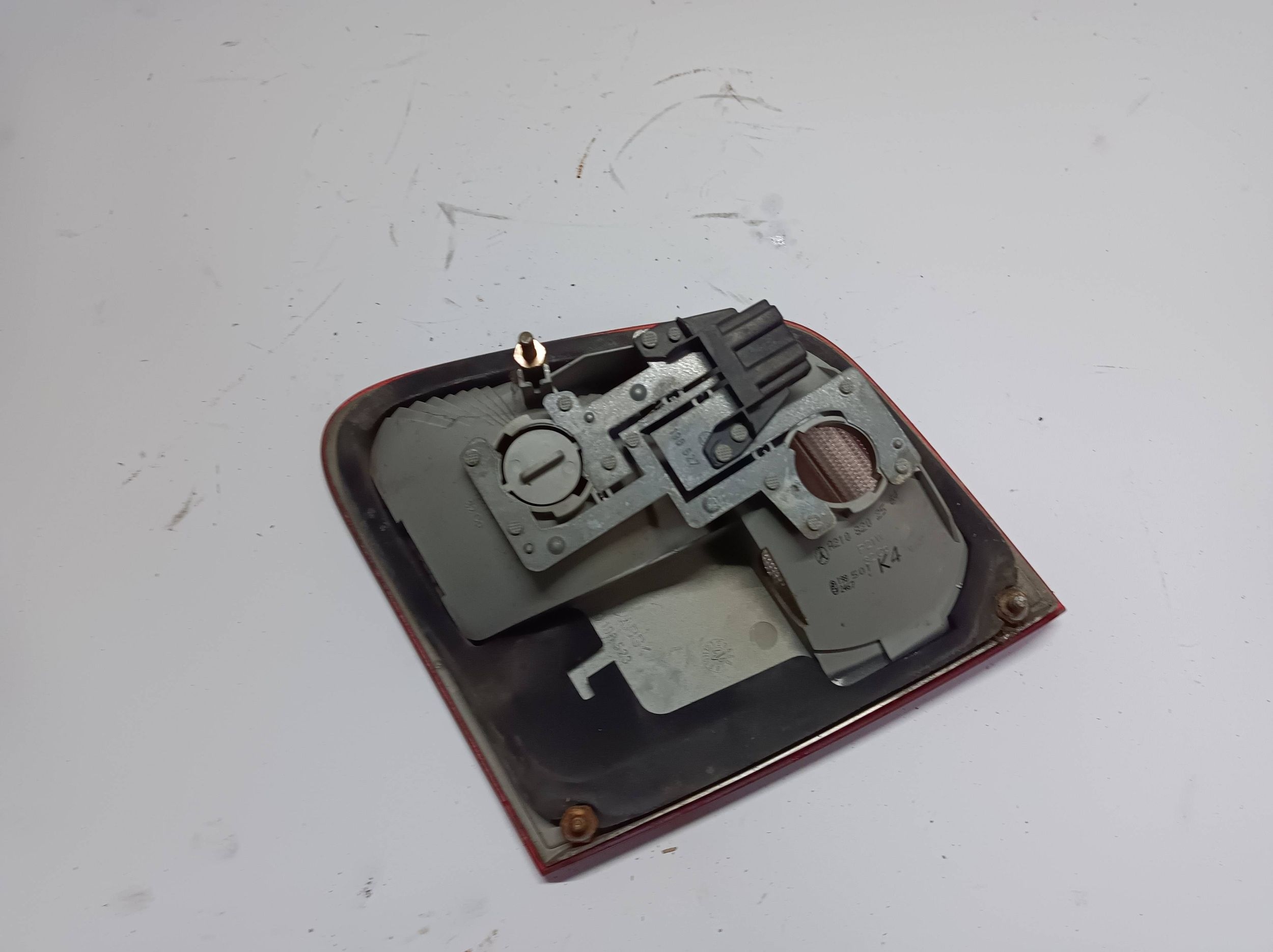 light rear right w klapie Mercedes-Benz E W210 A2108202564