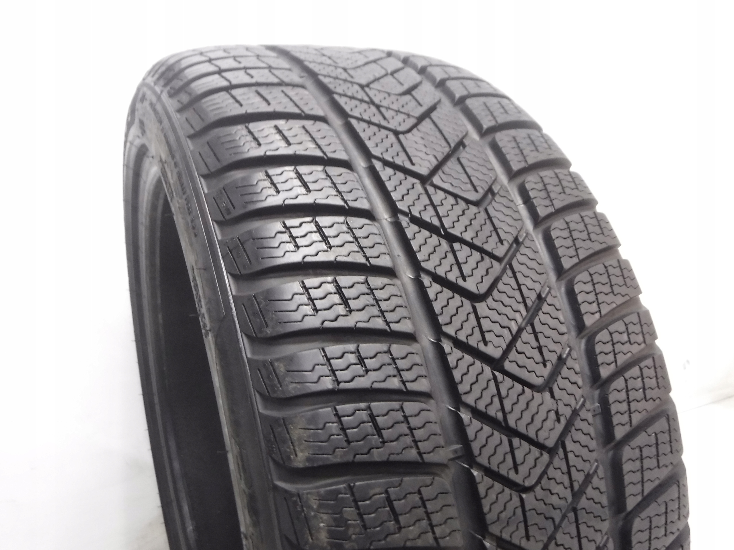 OPONA ZIMOWA PIRELLI SOTTOZERO 3 245/40/18 97V MO M+S Model Winter SottoZero 3