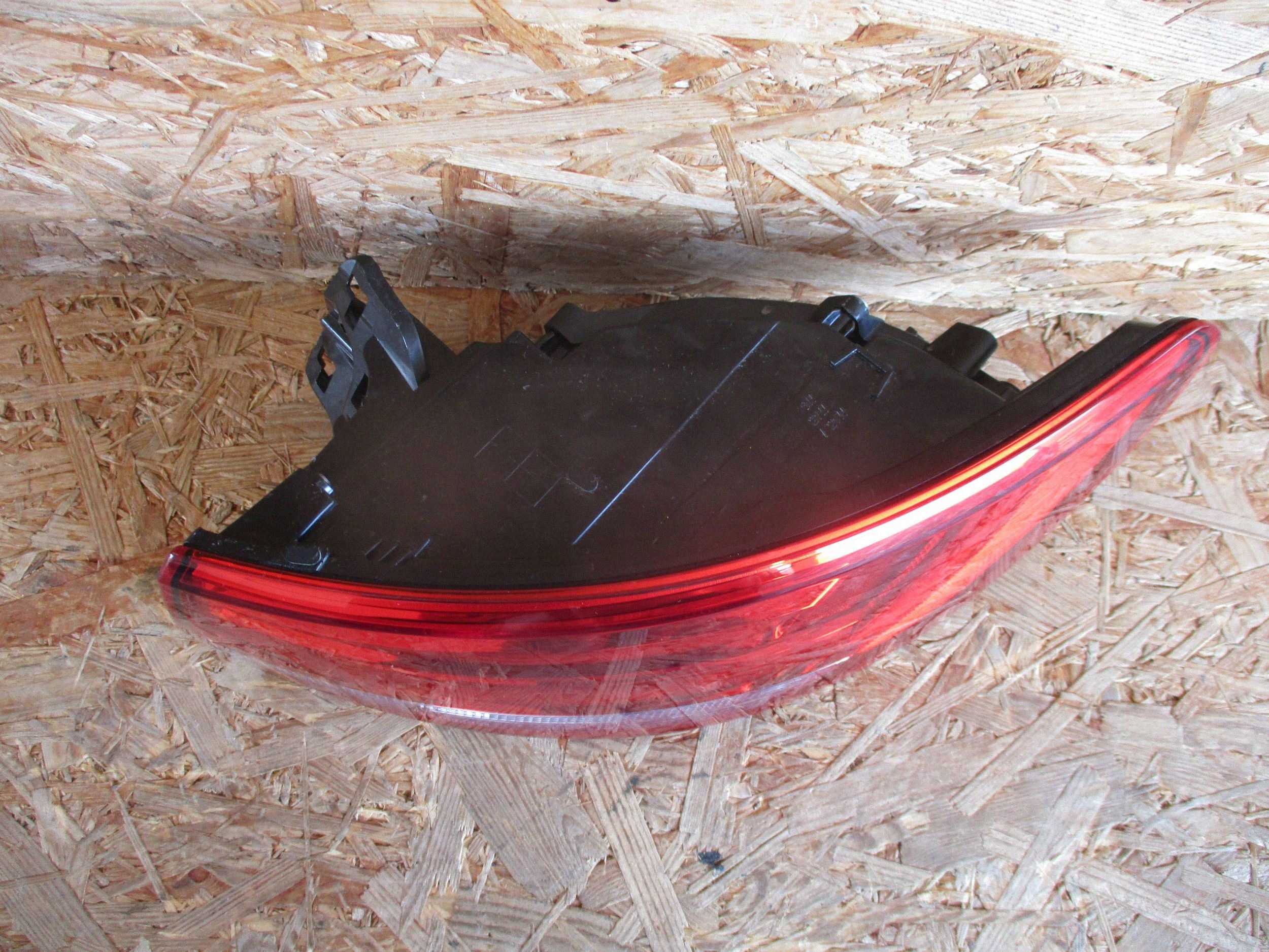 light rear part rear right AUDI A4 B9 sedan 8W5