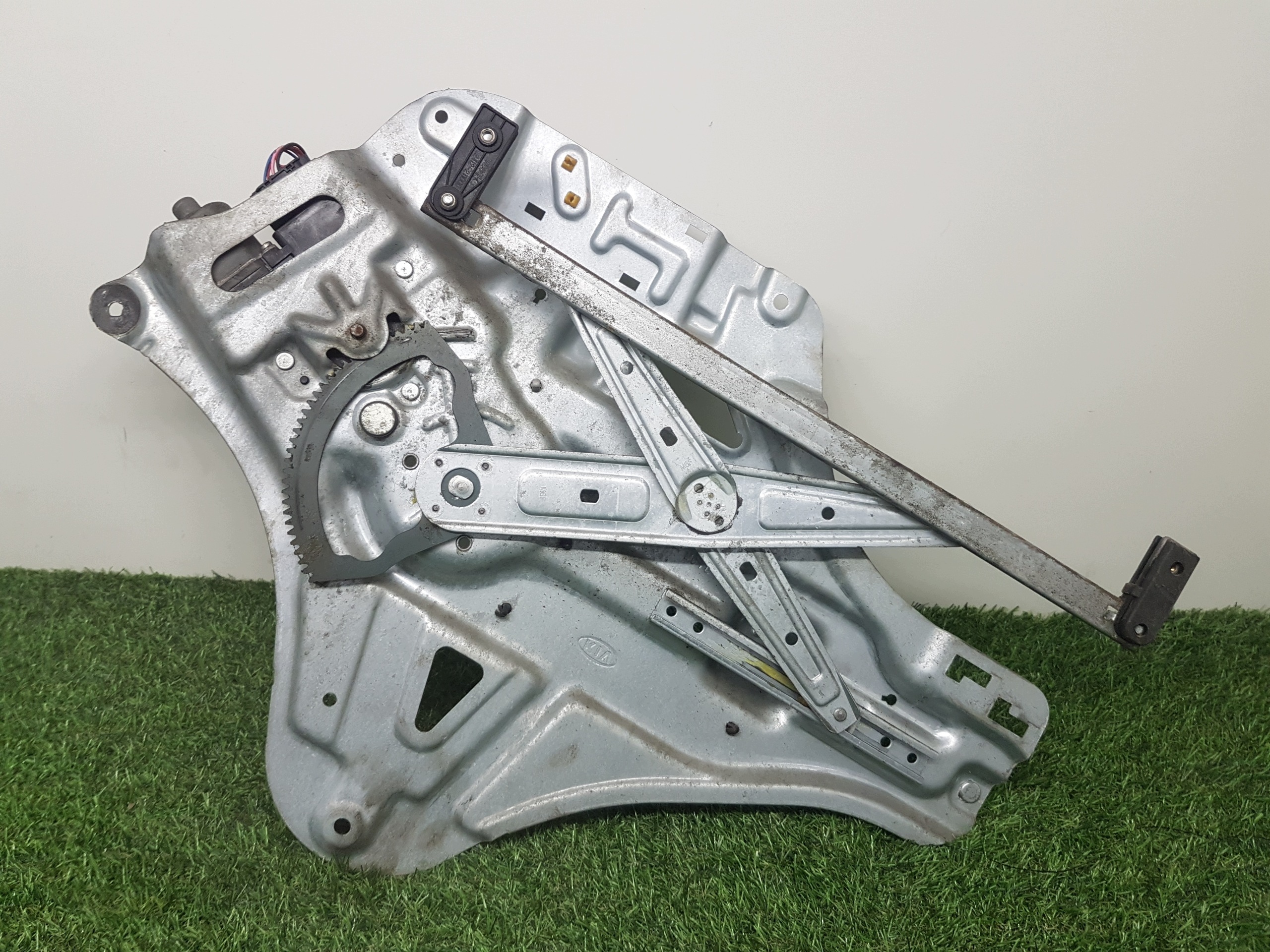 ELE mechanism windows left front KIA MAGNETIS II
