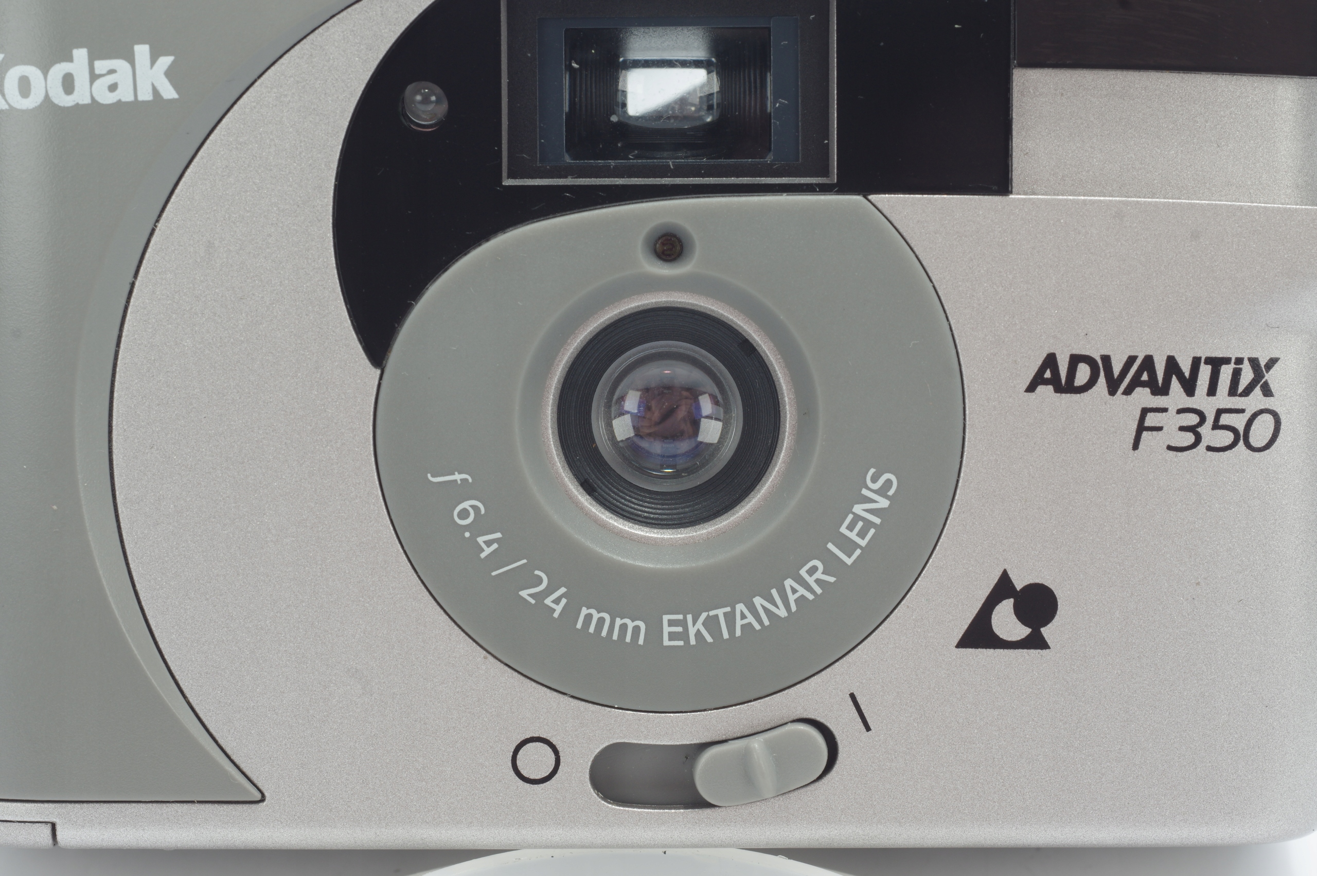 KODAK ADVANTIX F320-mało używany-na filmy APS Kod producenta Advantix F320