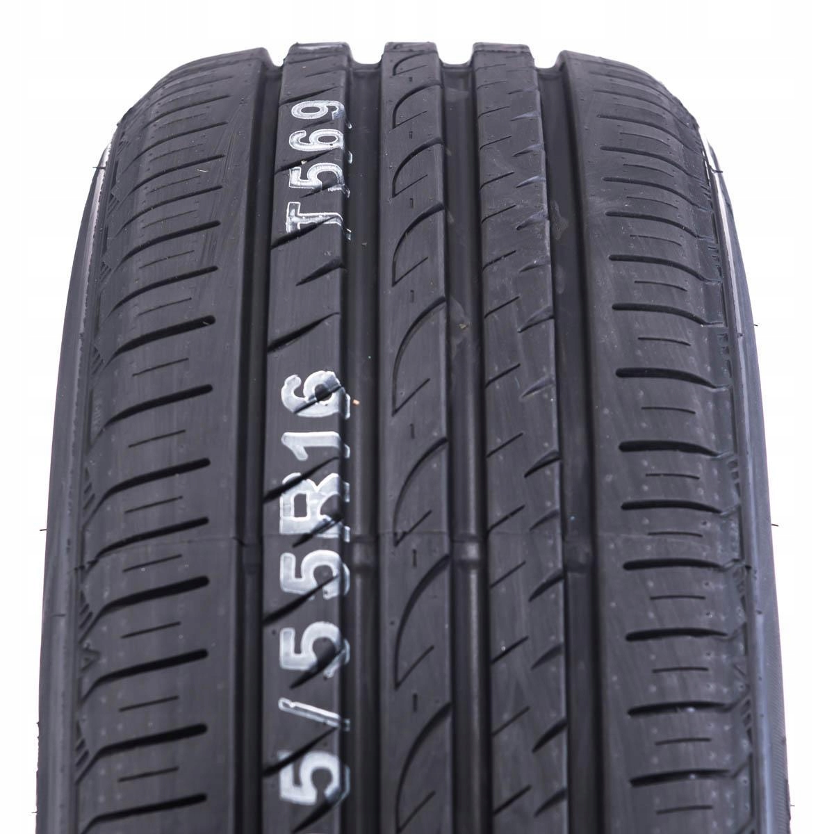 1x Pneumatika 195/65R15 Roadstone Eurovis Sport 04