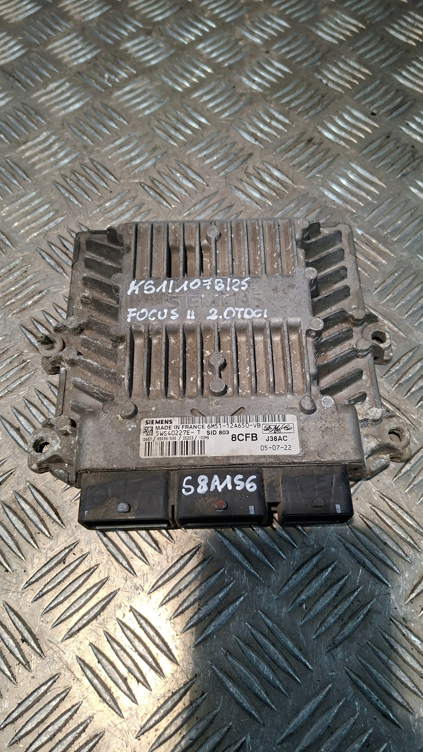 control unit of the engine FORD FOCUS MK2 2.0TDCI