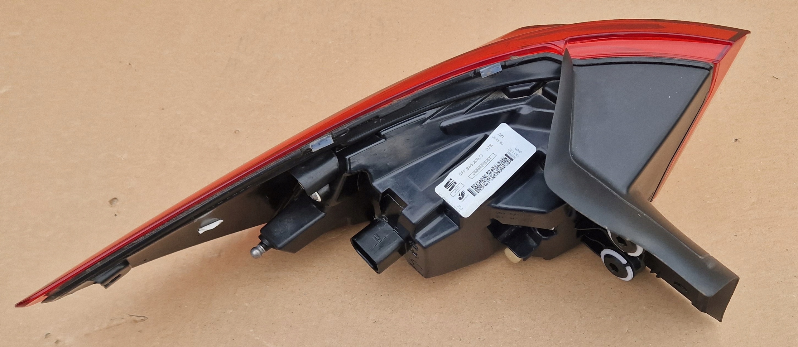 light CUPRA FORMENTOR rear part right 5FF945208C original as new