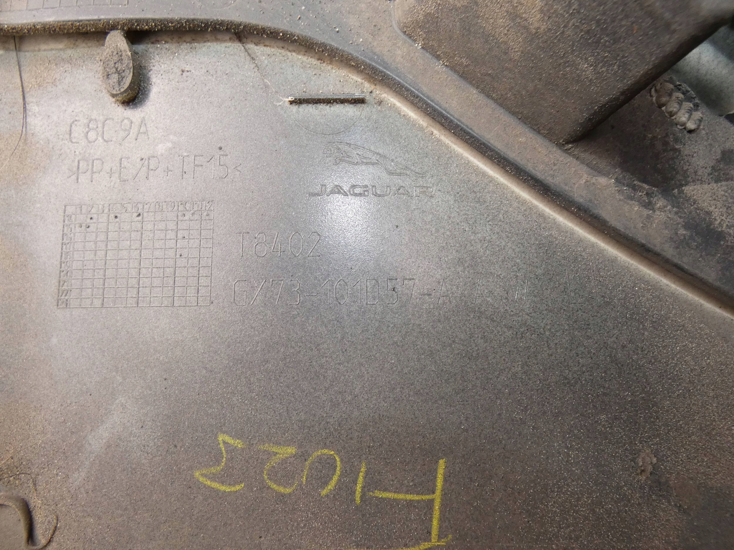 JAGUAR XE X760 moulding threshold cap of the threshold left