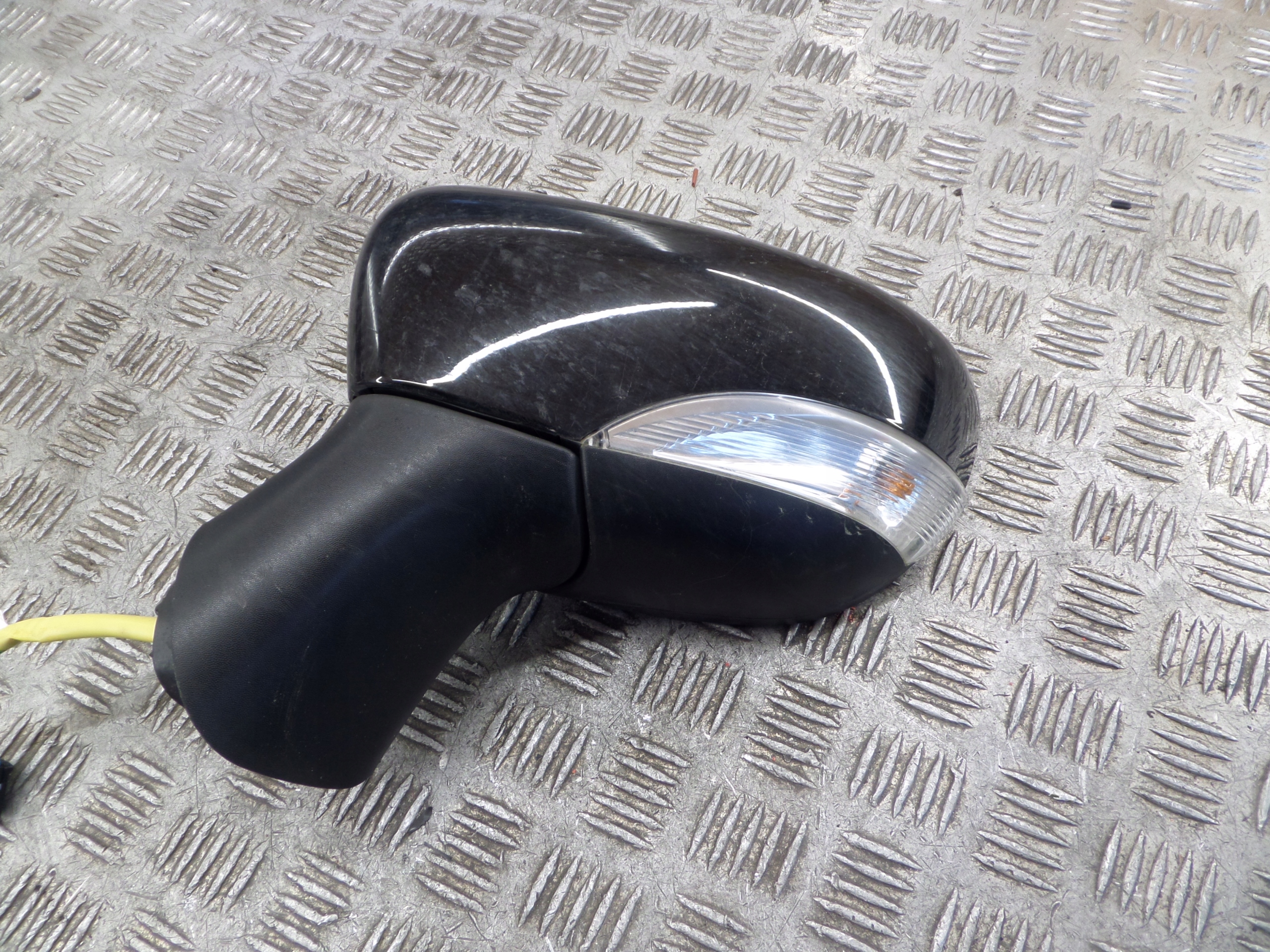 RENAULT CAPTUR left mirror 9-PIN 12864280