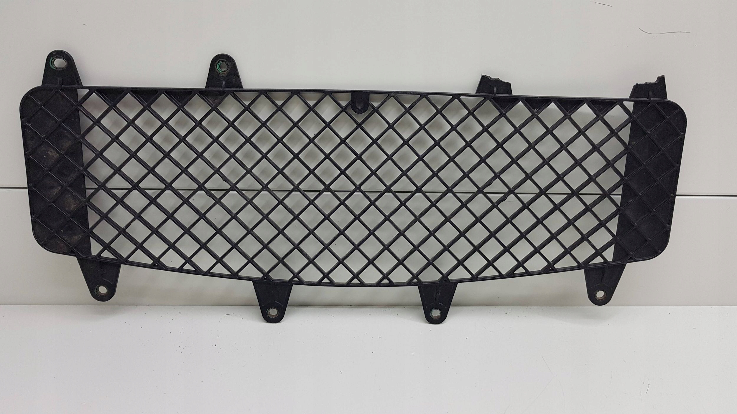 MASERATI GHIBLI III 2014- grid central bumper front 670006937