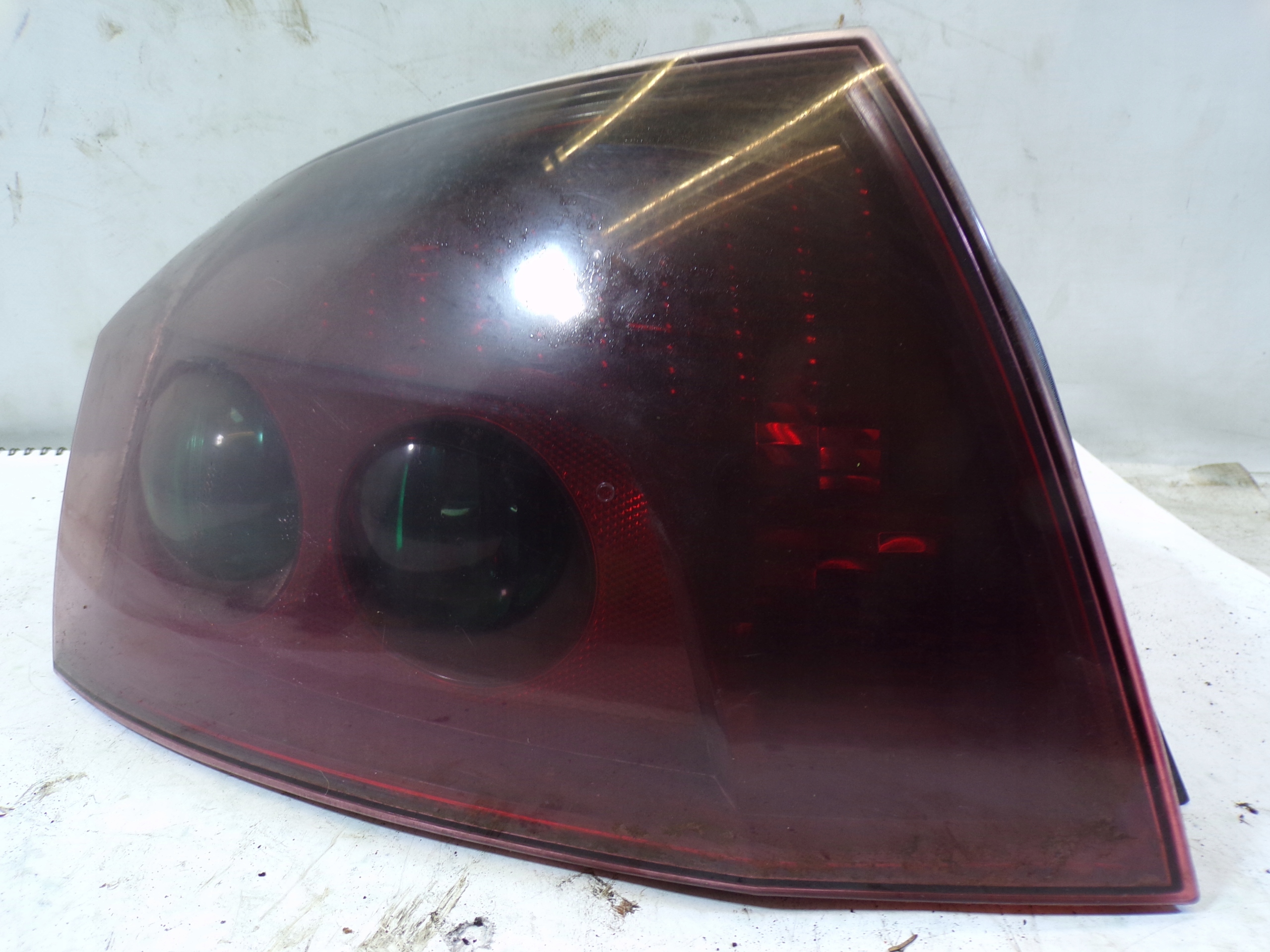 light rear rear part left PEUGEOT 407 sedan OPIS (4)