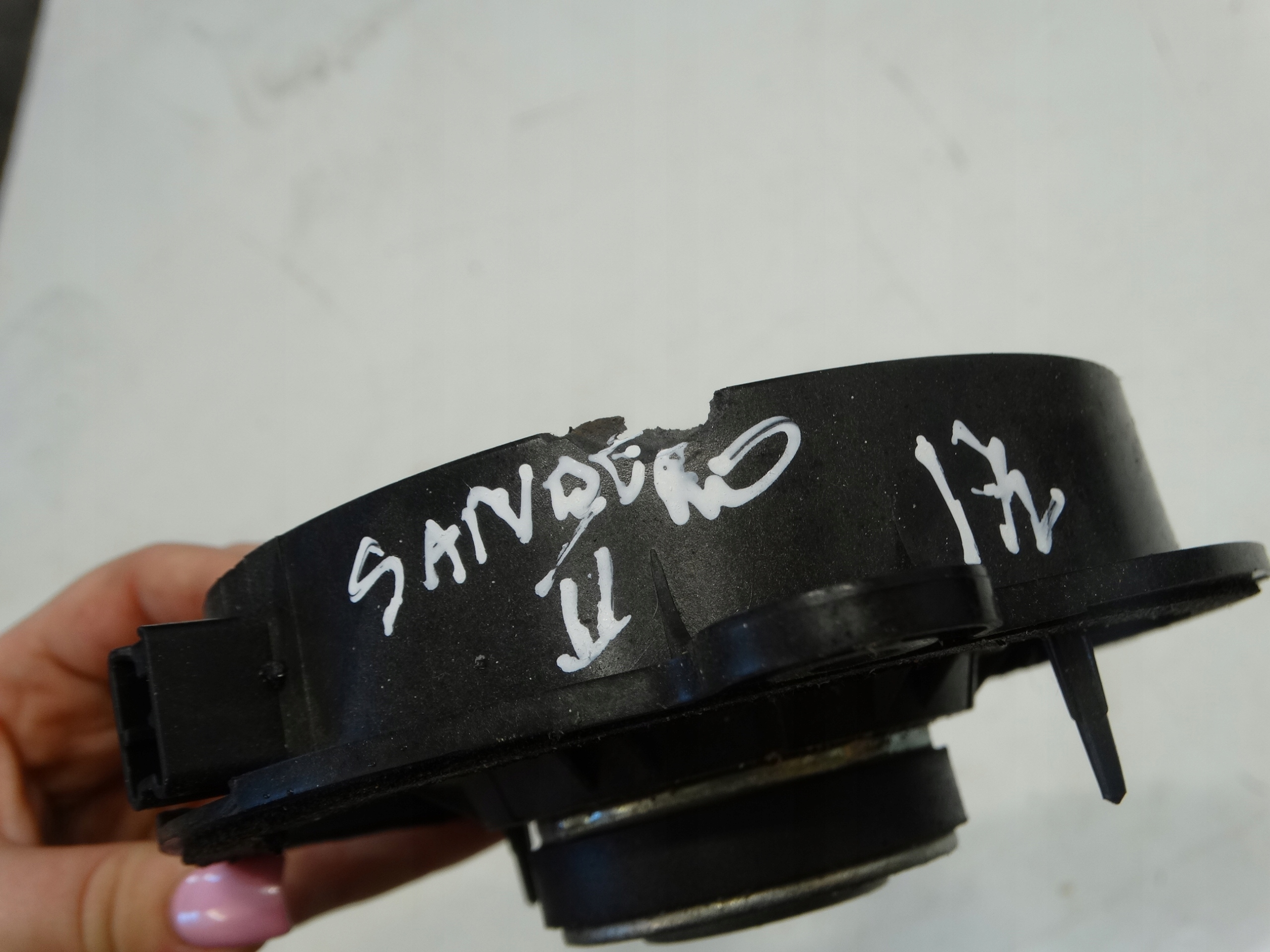 speaker left rear part DACIA SANDERO II 17R. 281444271R--A