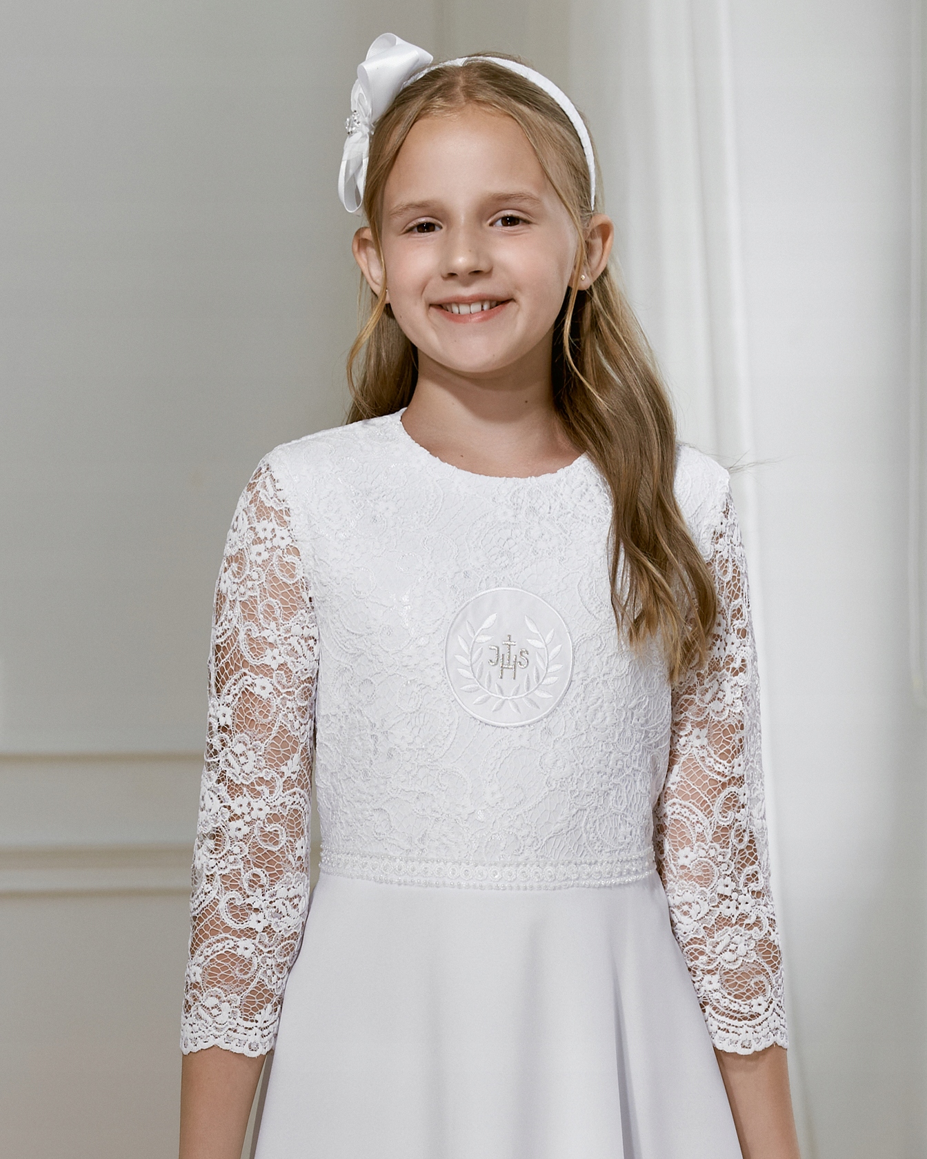 Alba Komunijna PM534 – Biała Suknia dla Dziewczynki na Pierwszą Komunię Rozmiar 164