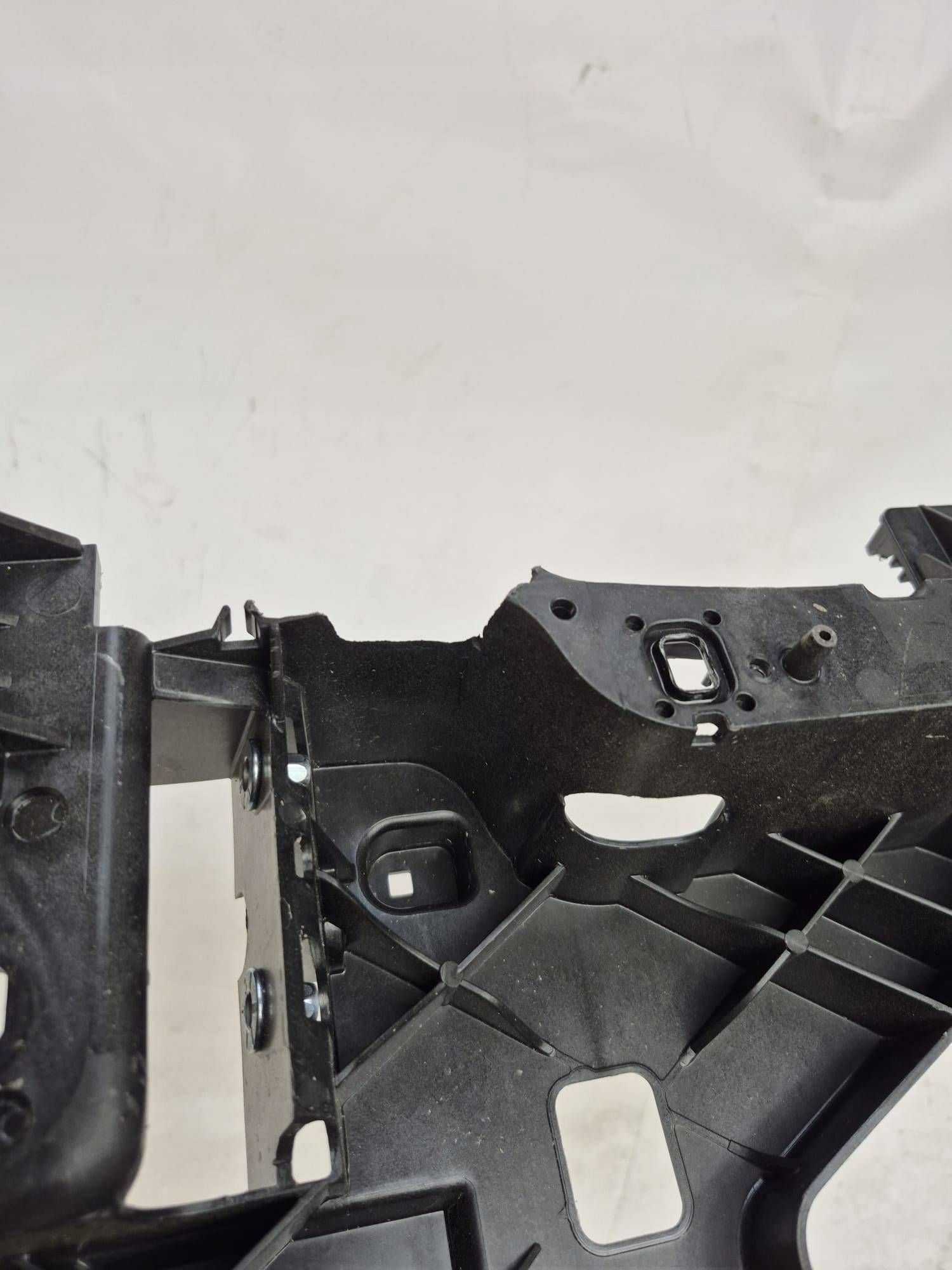 SKODA ENYAQ IV support panel for radiators pillar front 5LJ805563