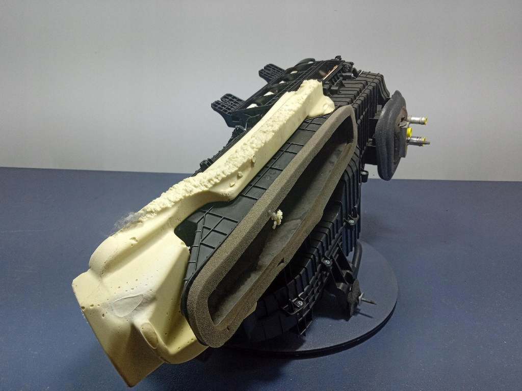 opel INSIGNIA B радиатор отопителя отопитель салона европа 39159724