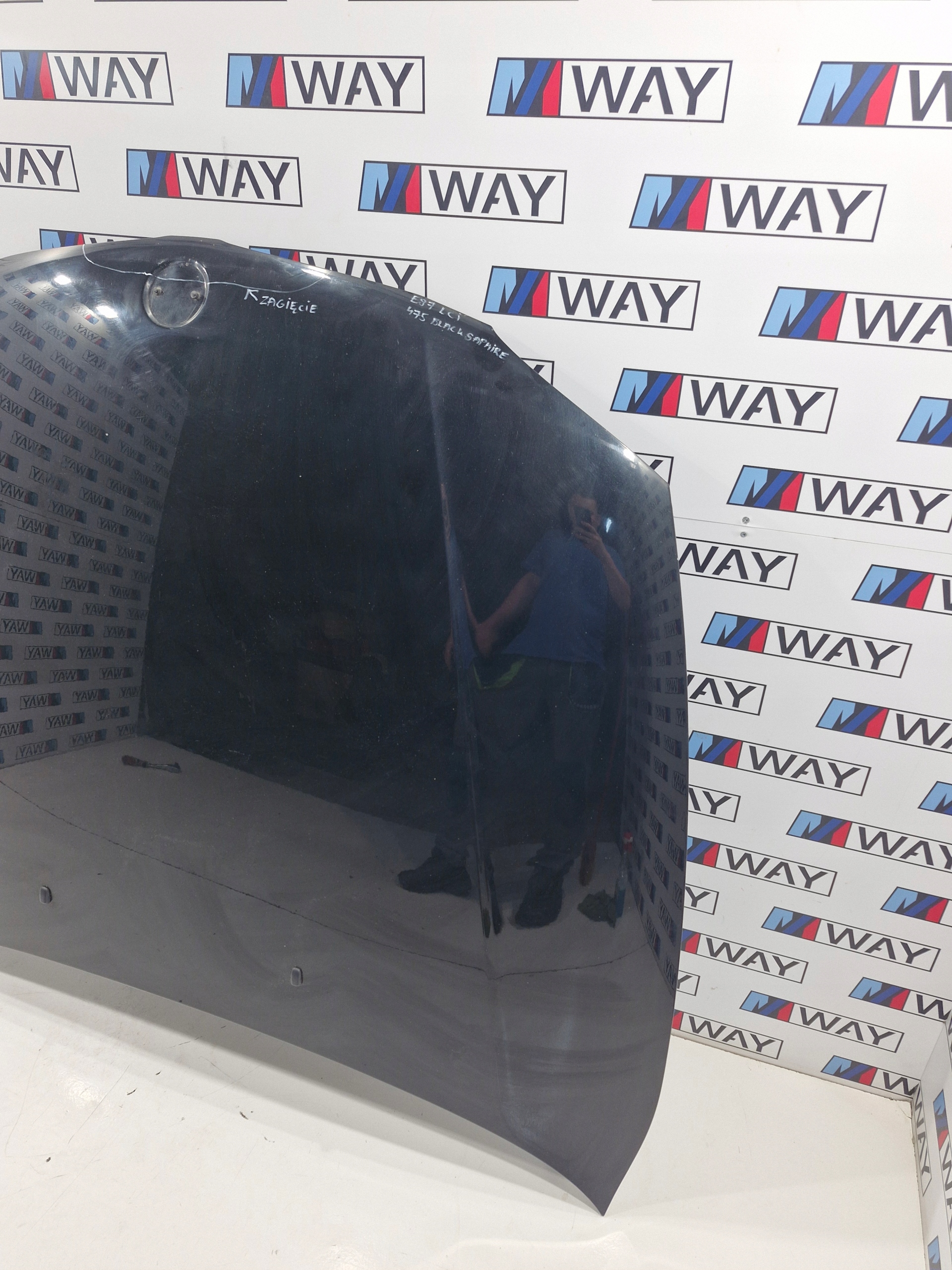 BMW E87 LCI bonnet front 475 BLACK SAPHIRE