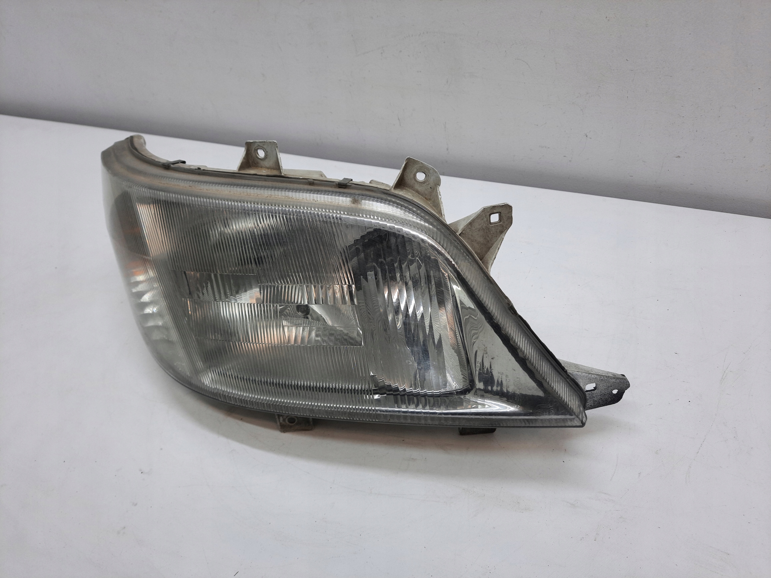 MERCEDES SPRINTER W903 LIFT 00- light REFLEKTOR right front original EUROPA