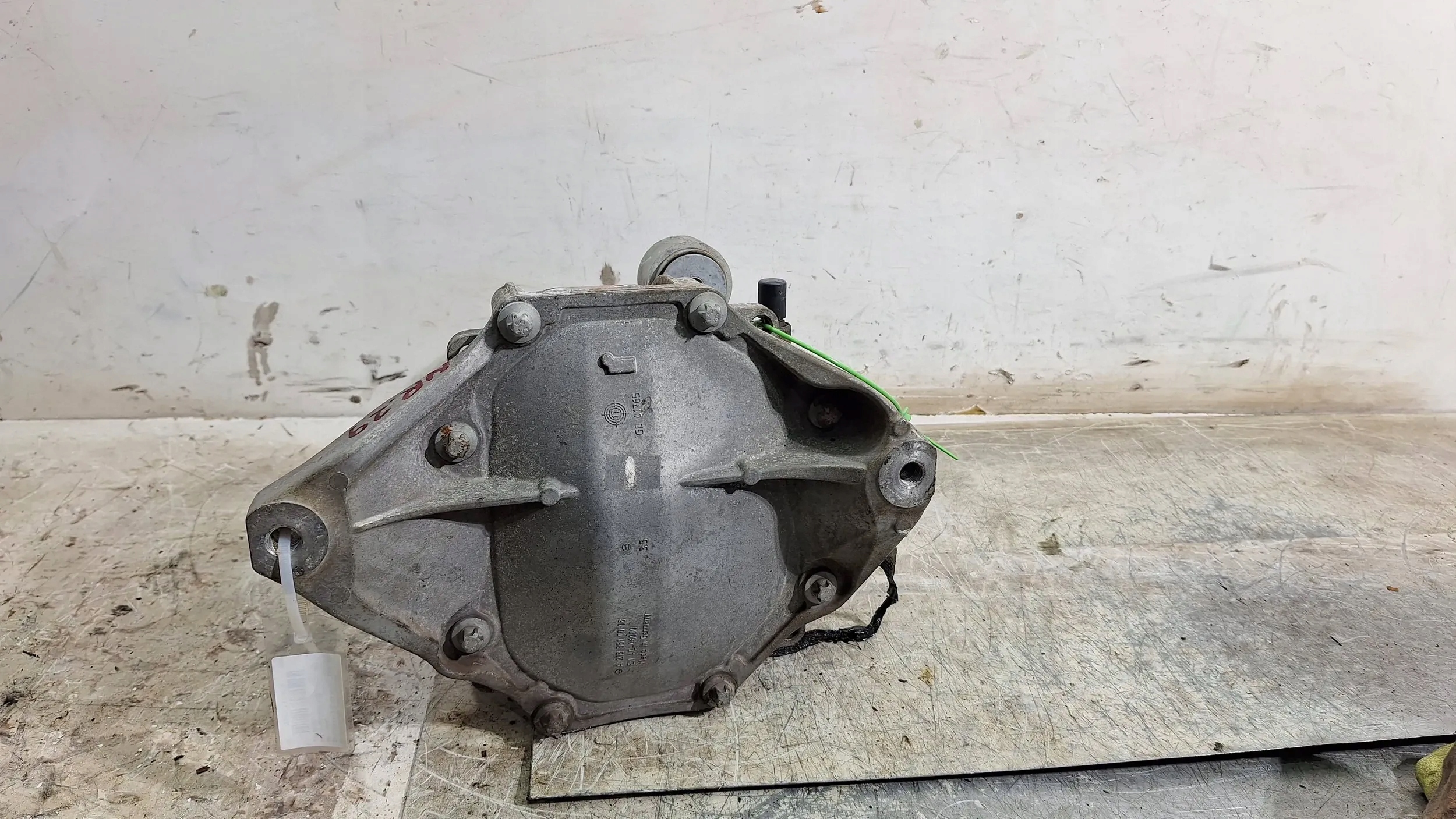 differential diff rear part 2,473 2133507307 Mercedes W213 W205