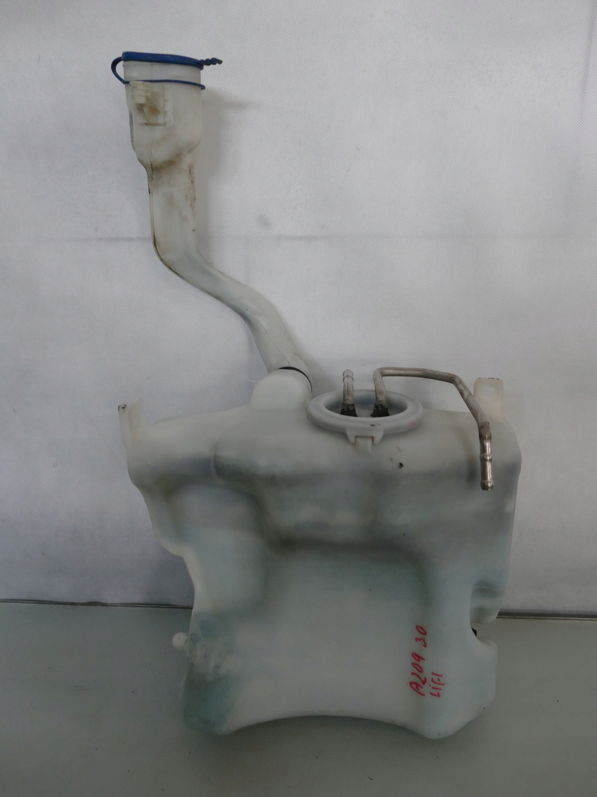 2038600360 - MERCEDES A209 W209 бак омывателя ксенона