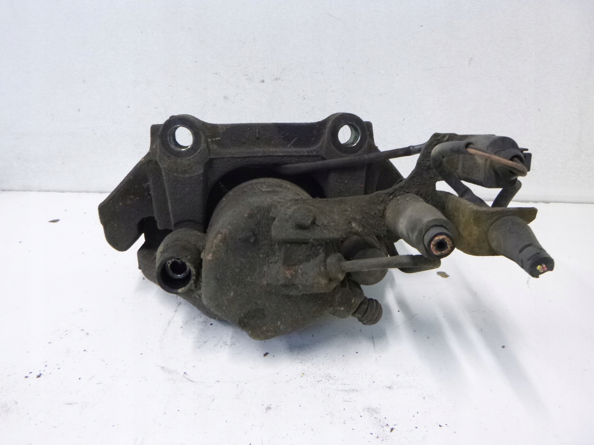 caliper brake front Audi A6 C5 2.8 1999r.