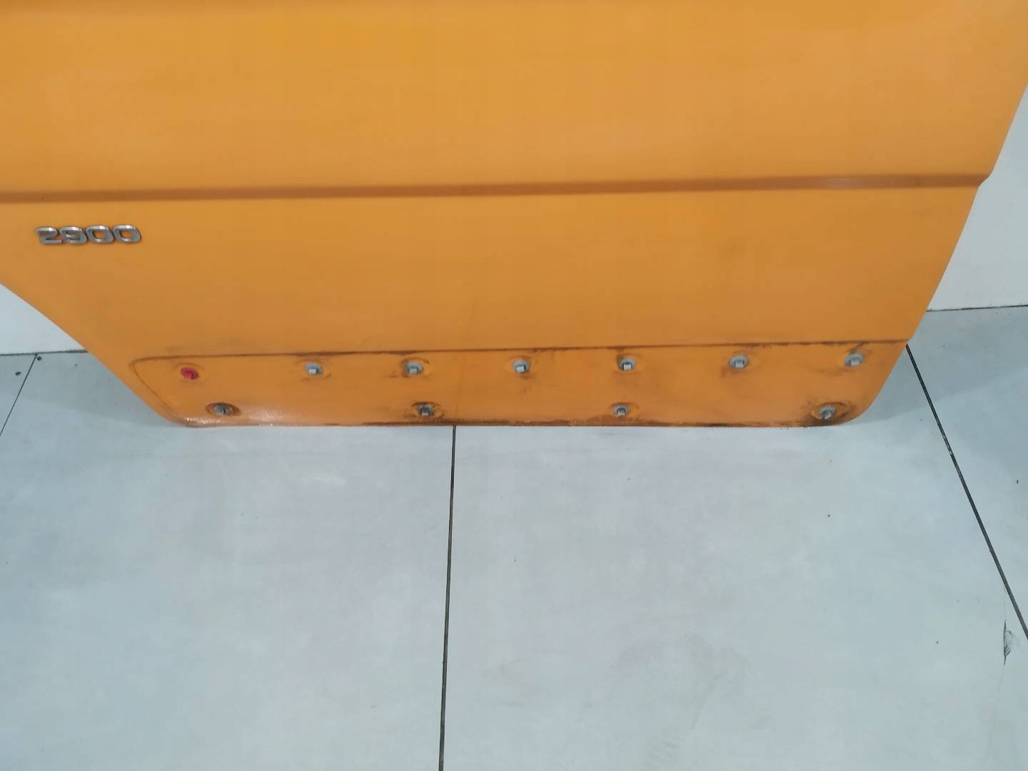 door left front POMARANCZOWE Opel Vivaro and (2001-2014)