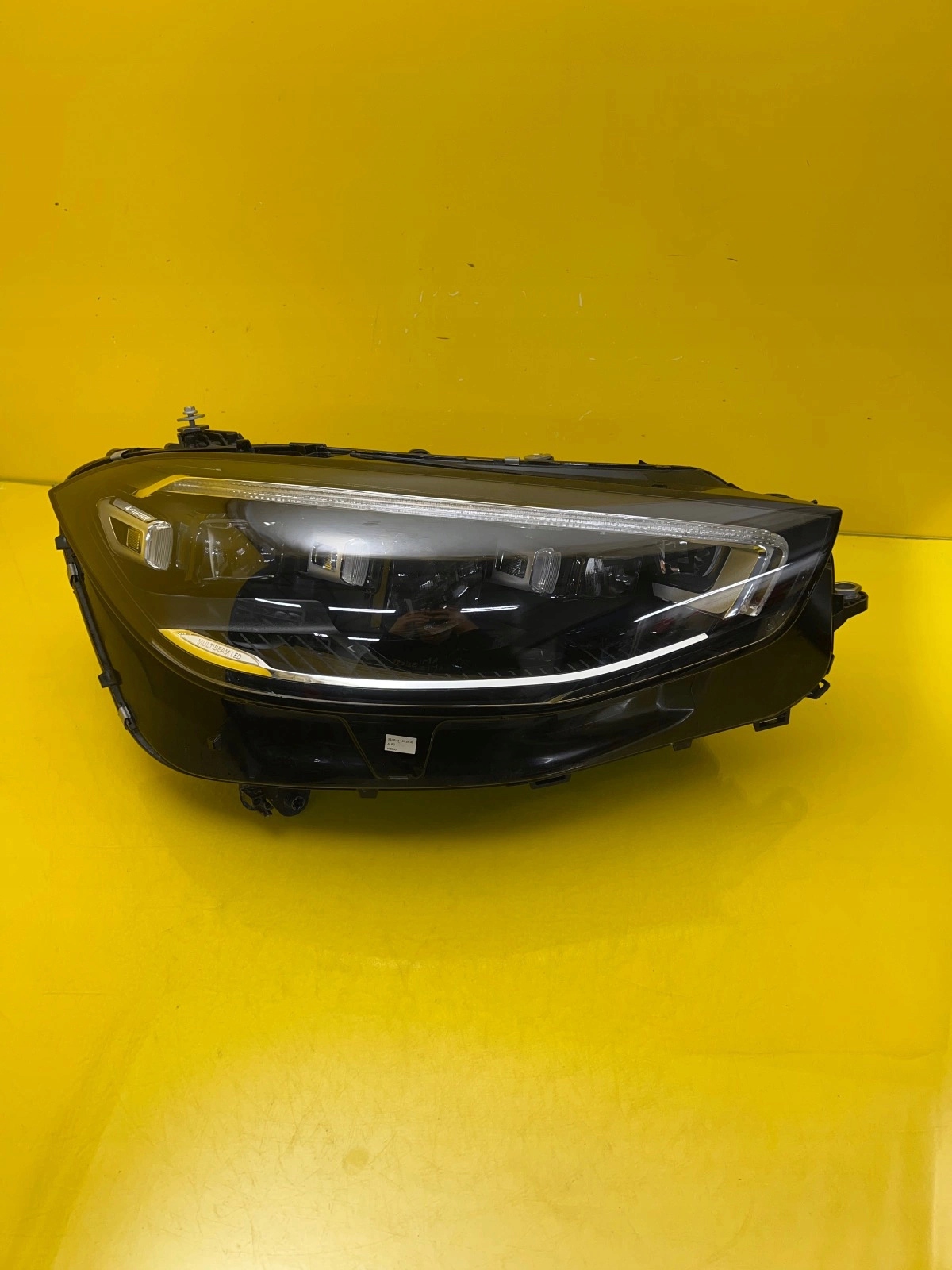 light right Mercedes s-class W223 Multibeam A2239061204