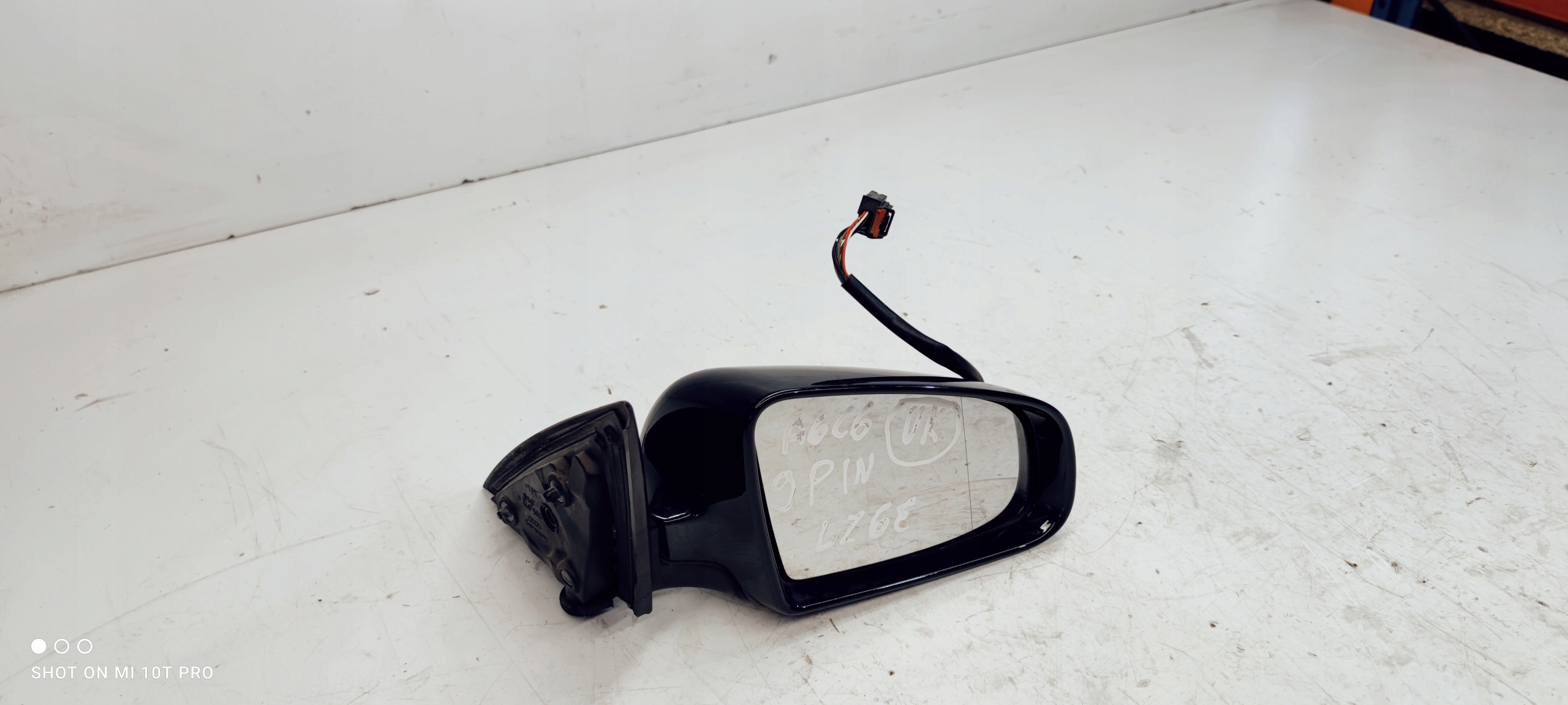 mirror exterior right AUDI A6 C6 LZ6E 9 PIN UK