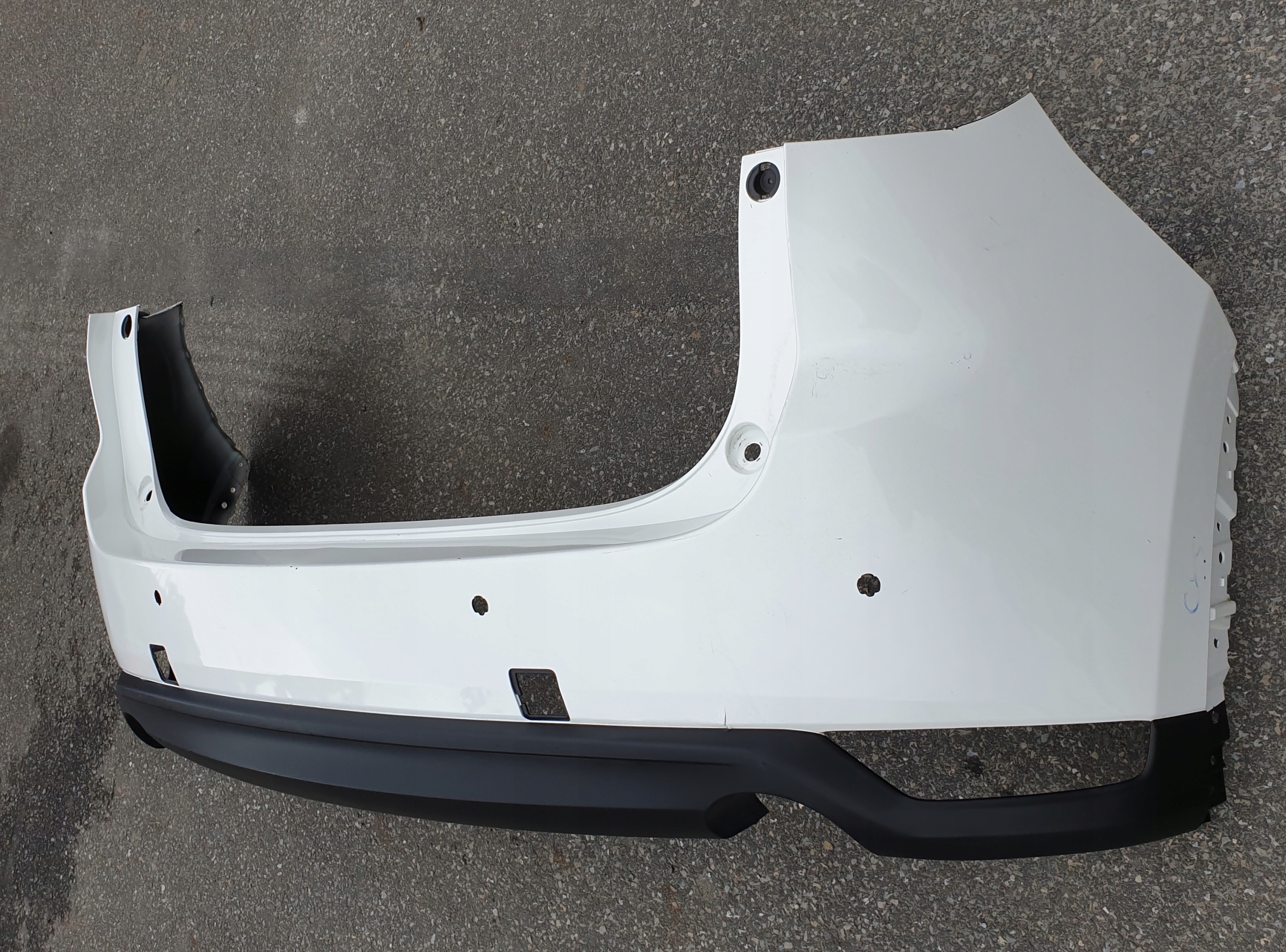 bumper rear part rear MAZDA CX5 II 2017r-- BIALY OE