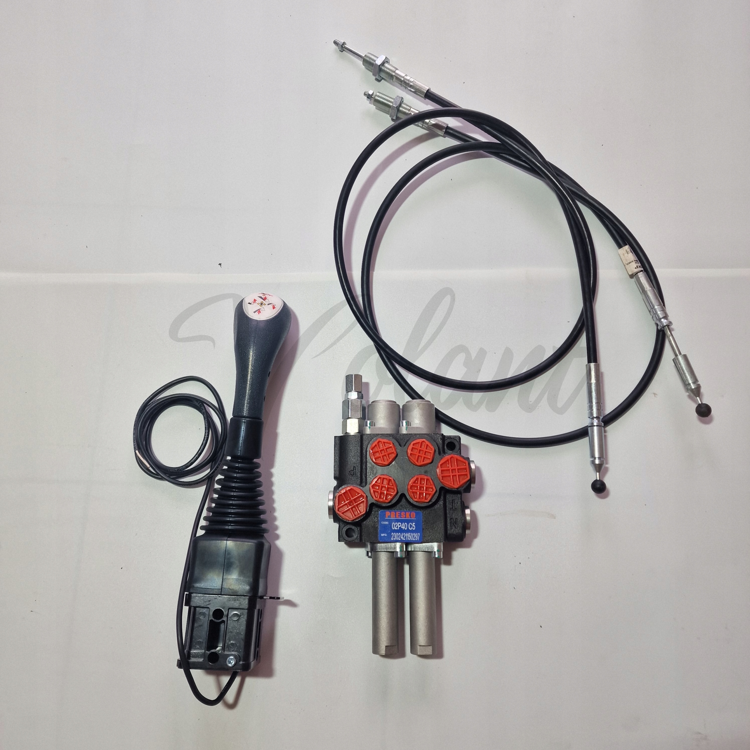 Rozdělovač 2 Sekce Tur Joystickového Lanka Komplet C-330 C-360 Zetor Do Tura