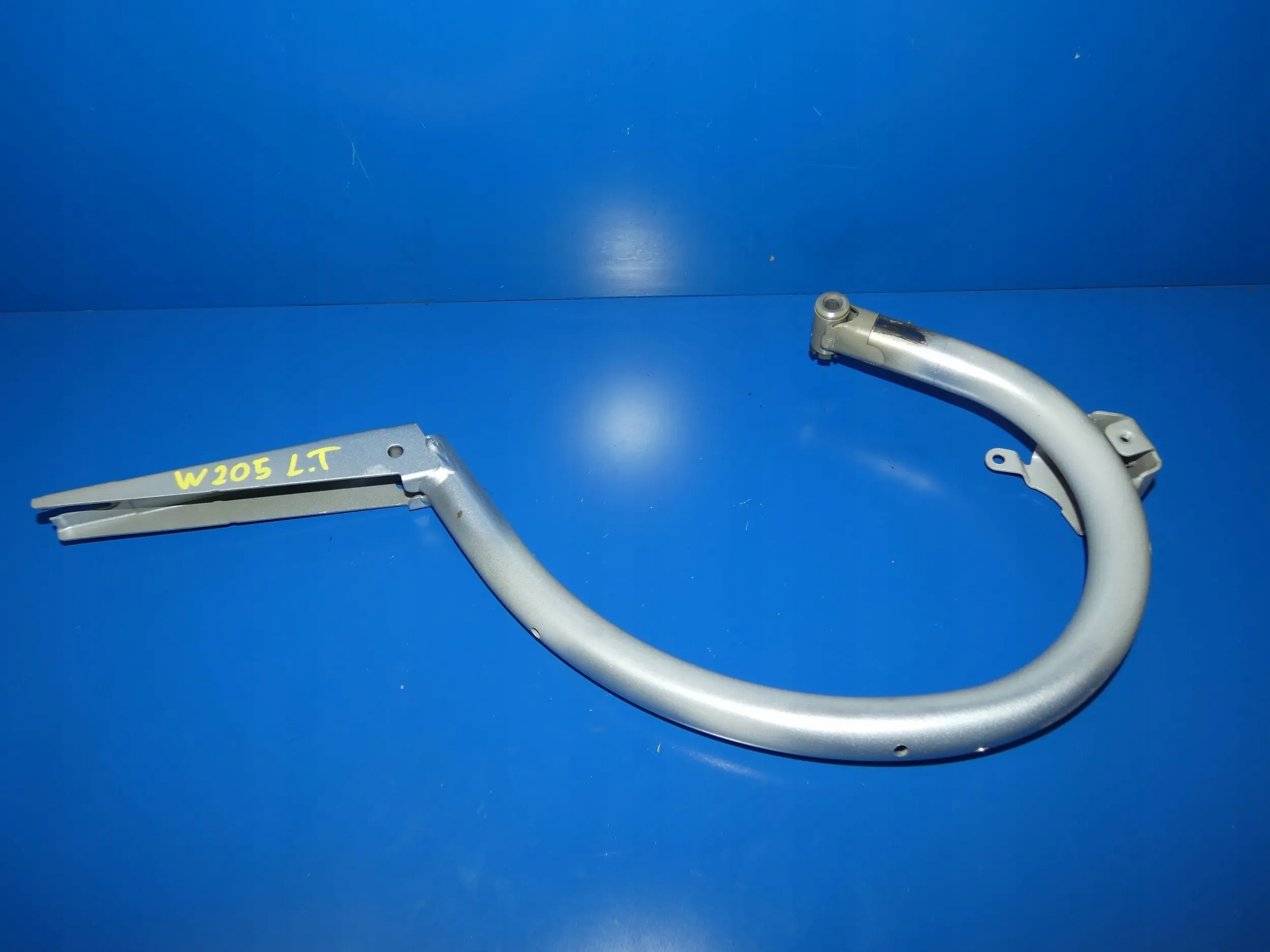MERCEDES C KLASA W205 sedan hinge bonnet boot left rear part