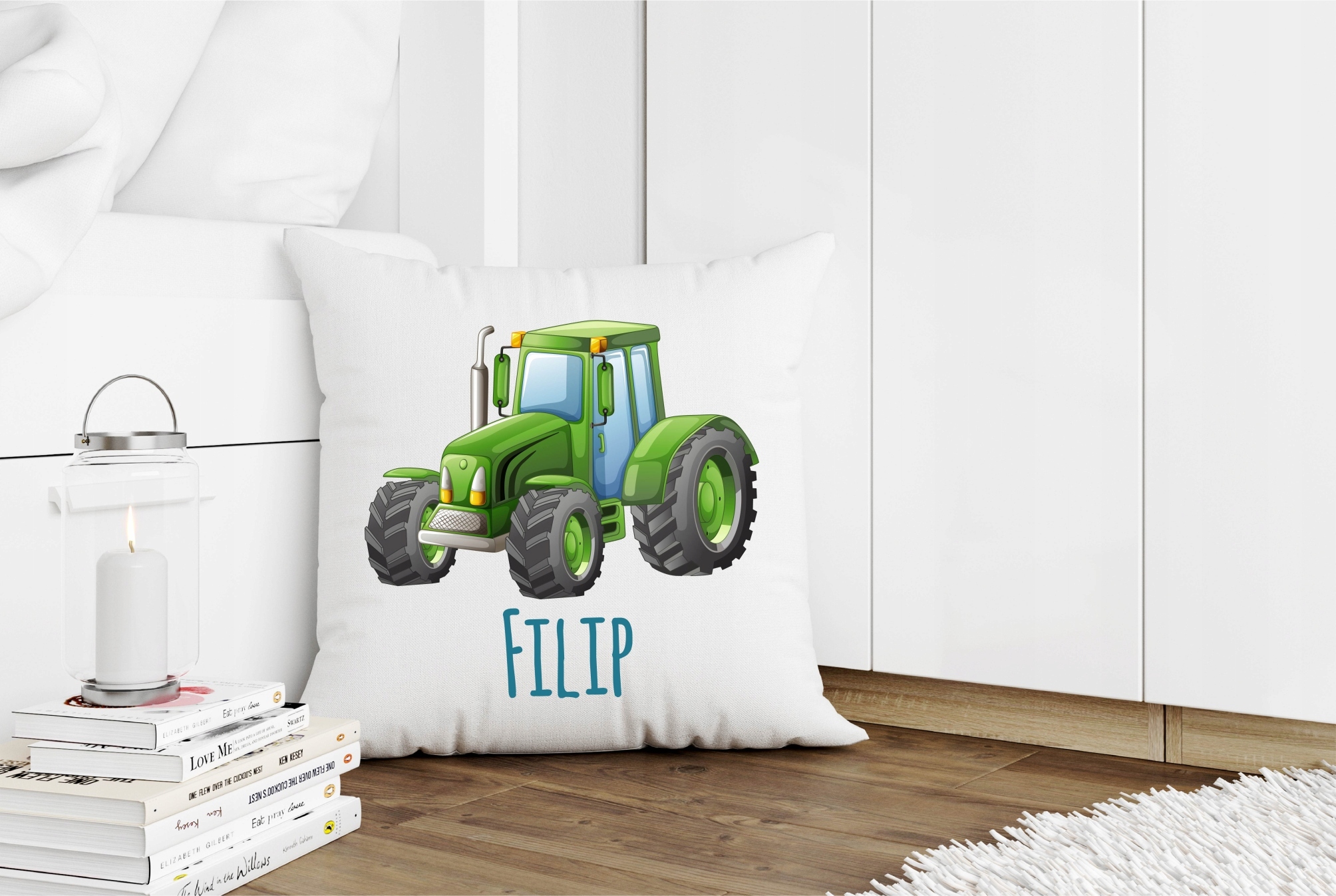 Poduszka z ciągnikiem, zielony traktor 40x40 cm + IMIĘ EAN (GTIN) 5905947118472