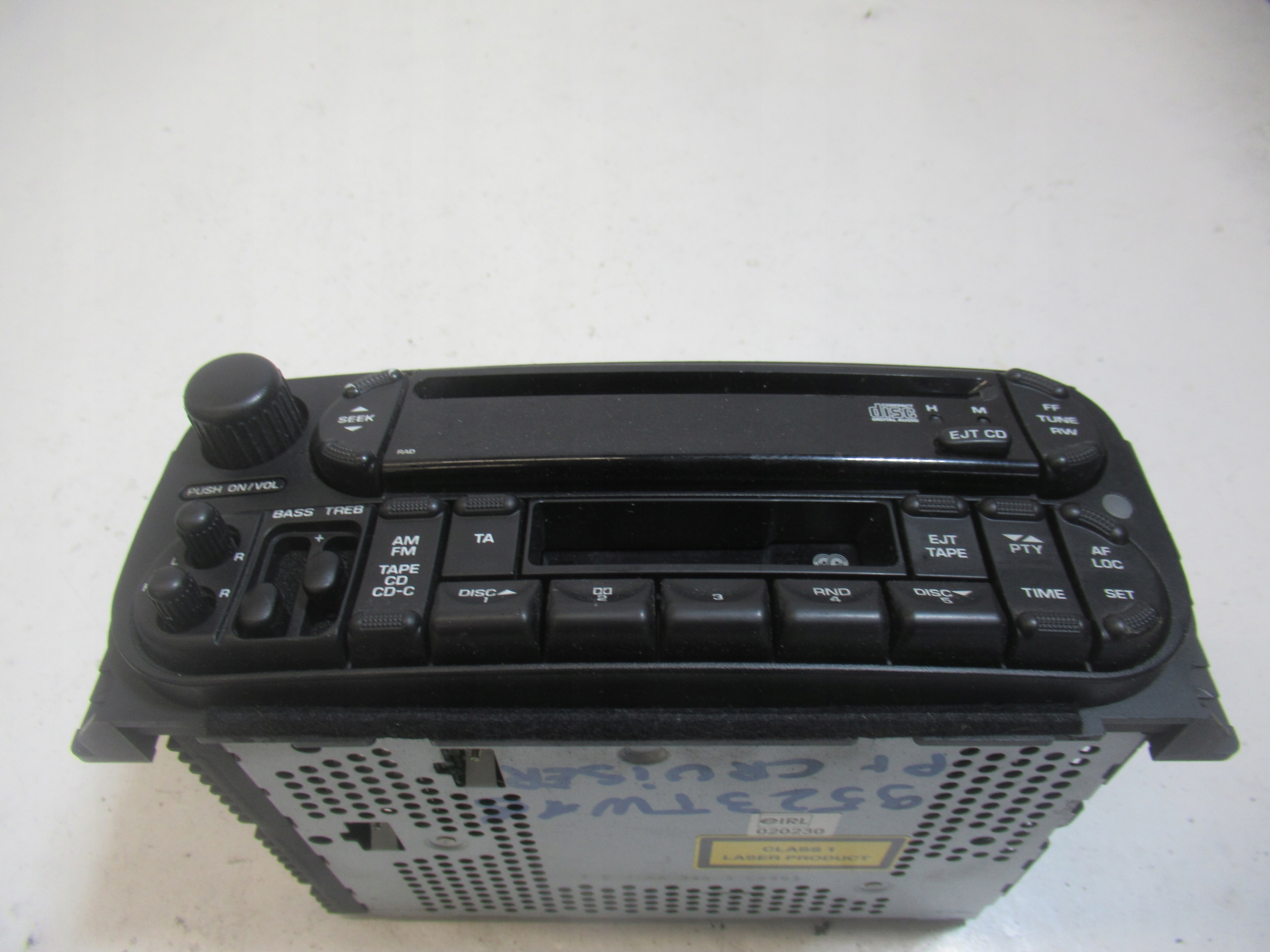 RADIO FABRYCZNE CHRYSLER PT CRUSIER