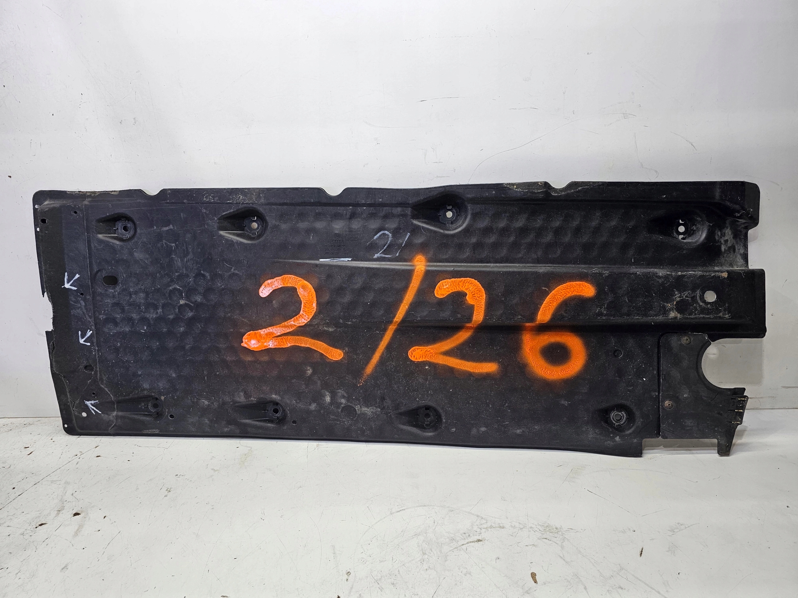cover chassis left AUDI A3 8P 1K0825211E 2/26