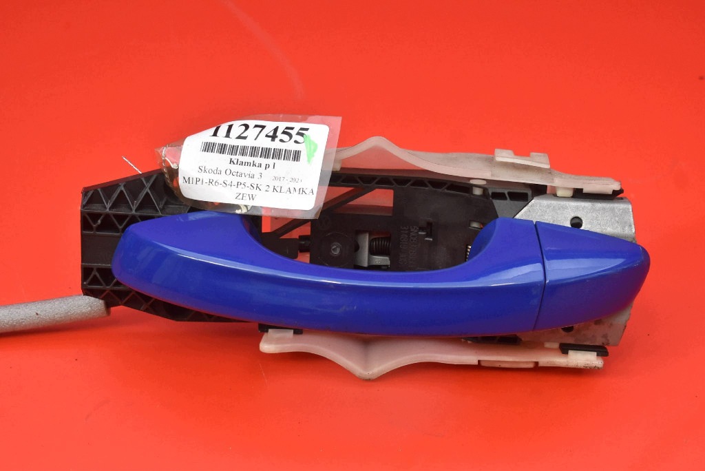 handle left front front LV5F 5N0837885H SKODA OCTAVIA 3 III LIFT 17-20