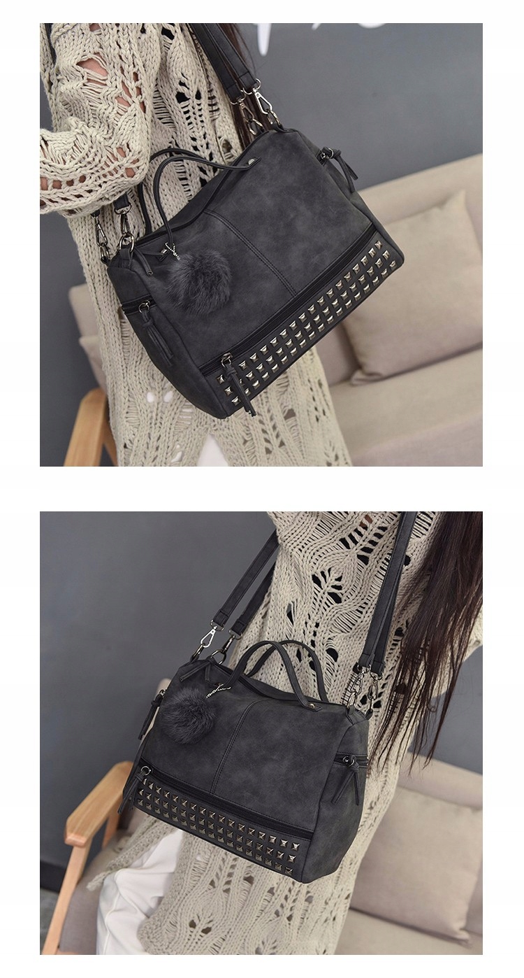 TOREBKA kuferek ĆWIEKI na długim pasku POMPON Wielkość duża (mieszcząca A4)