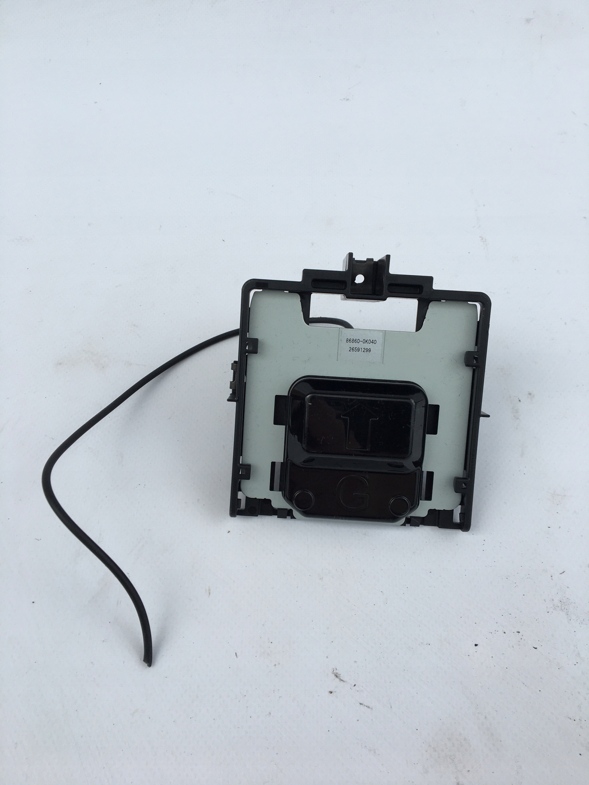 MODUŁ ANTENA GPS TOYOTA HILUX 15 VIII 868600k040 za 143,86 zł z