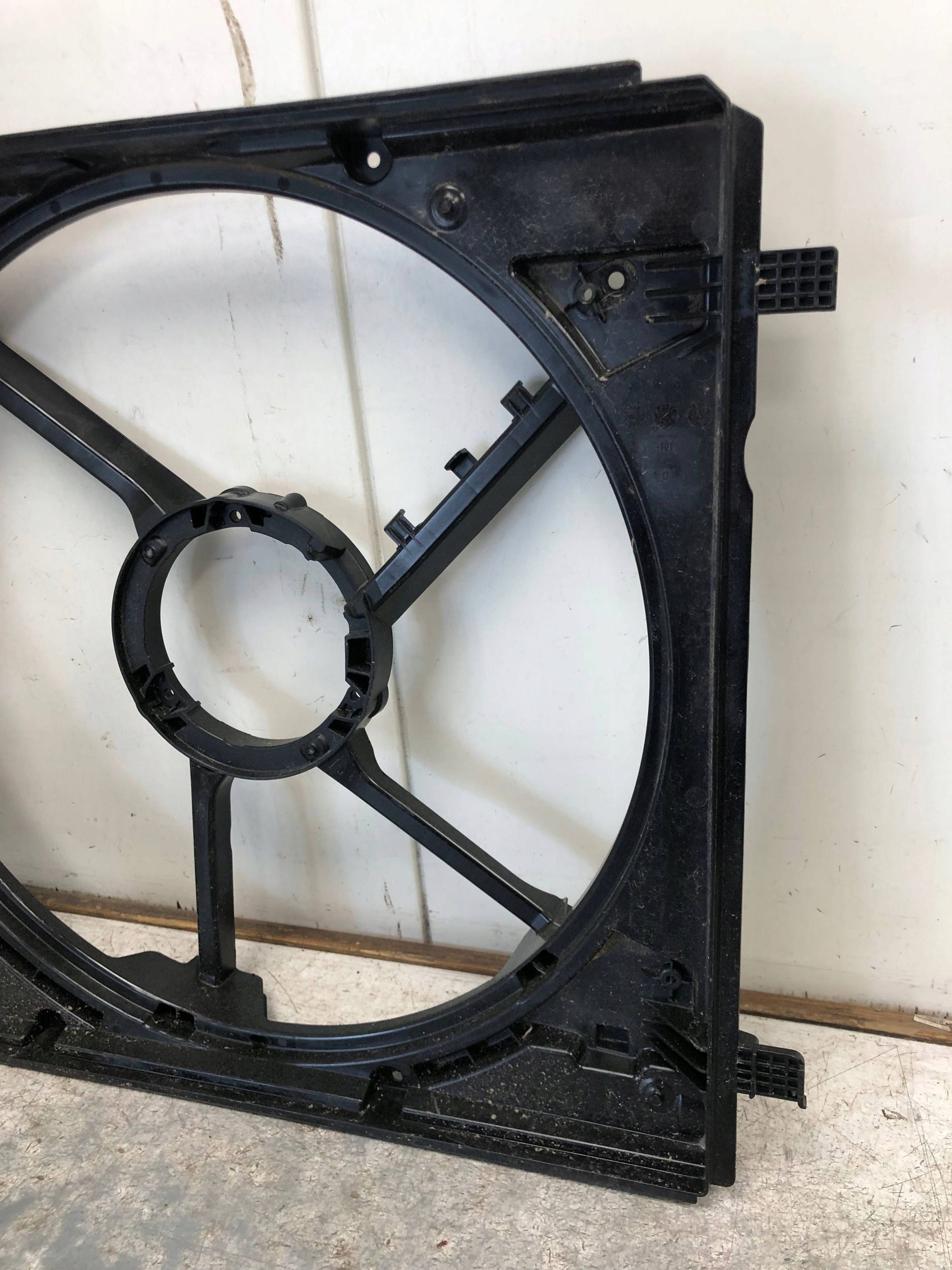 ventilátor vrtule chladiče FORD FOCUS MK4 JX61-8C607-B
