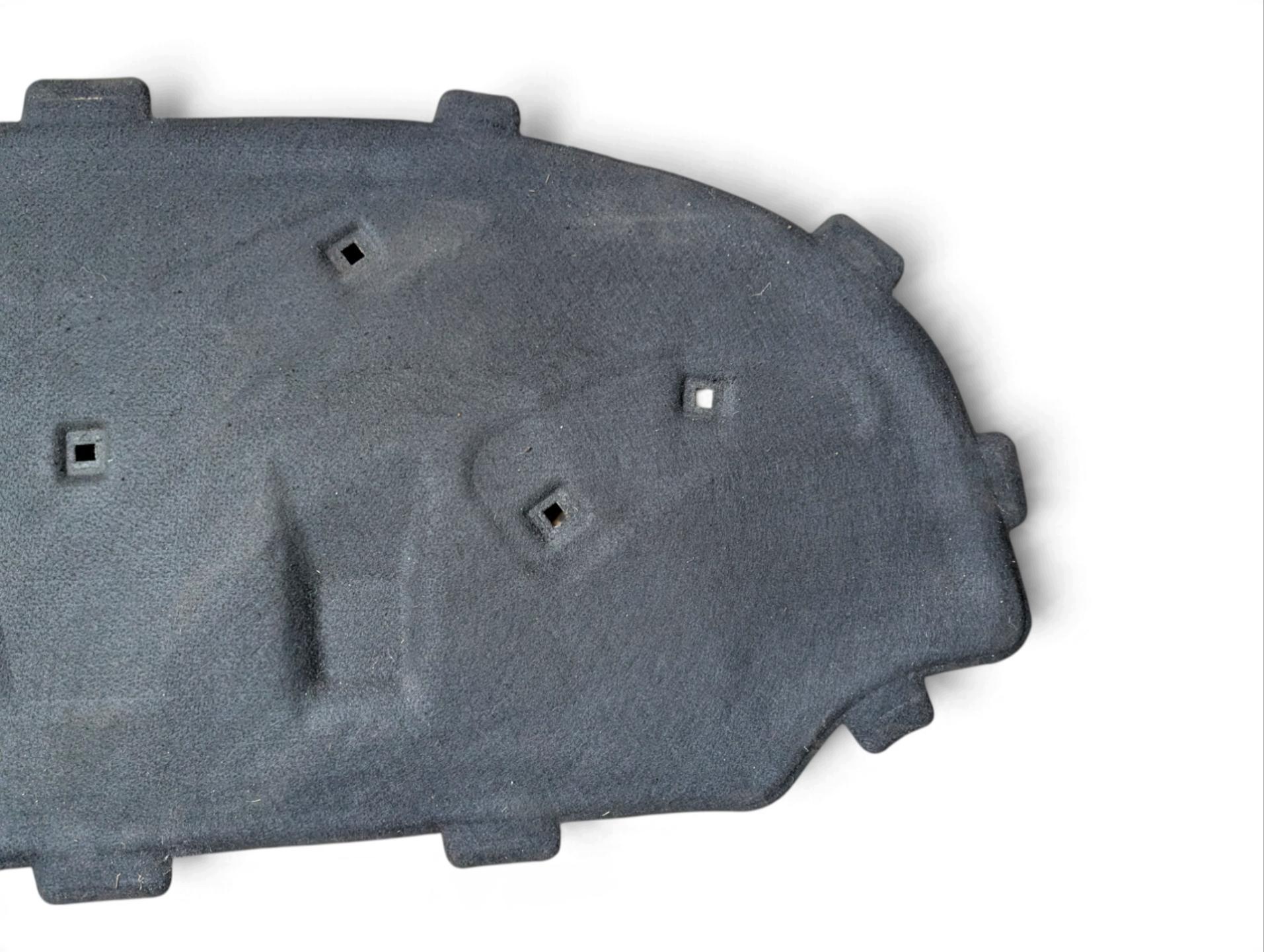 insonorisation du capot moteur Audi A3 8P 2nd facelift 2011 8P0863825L