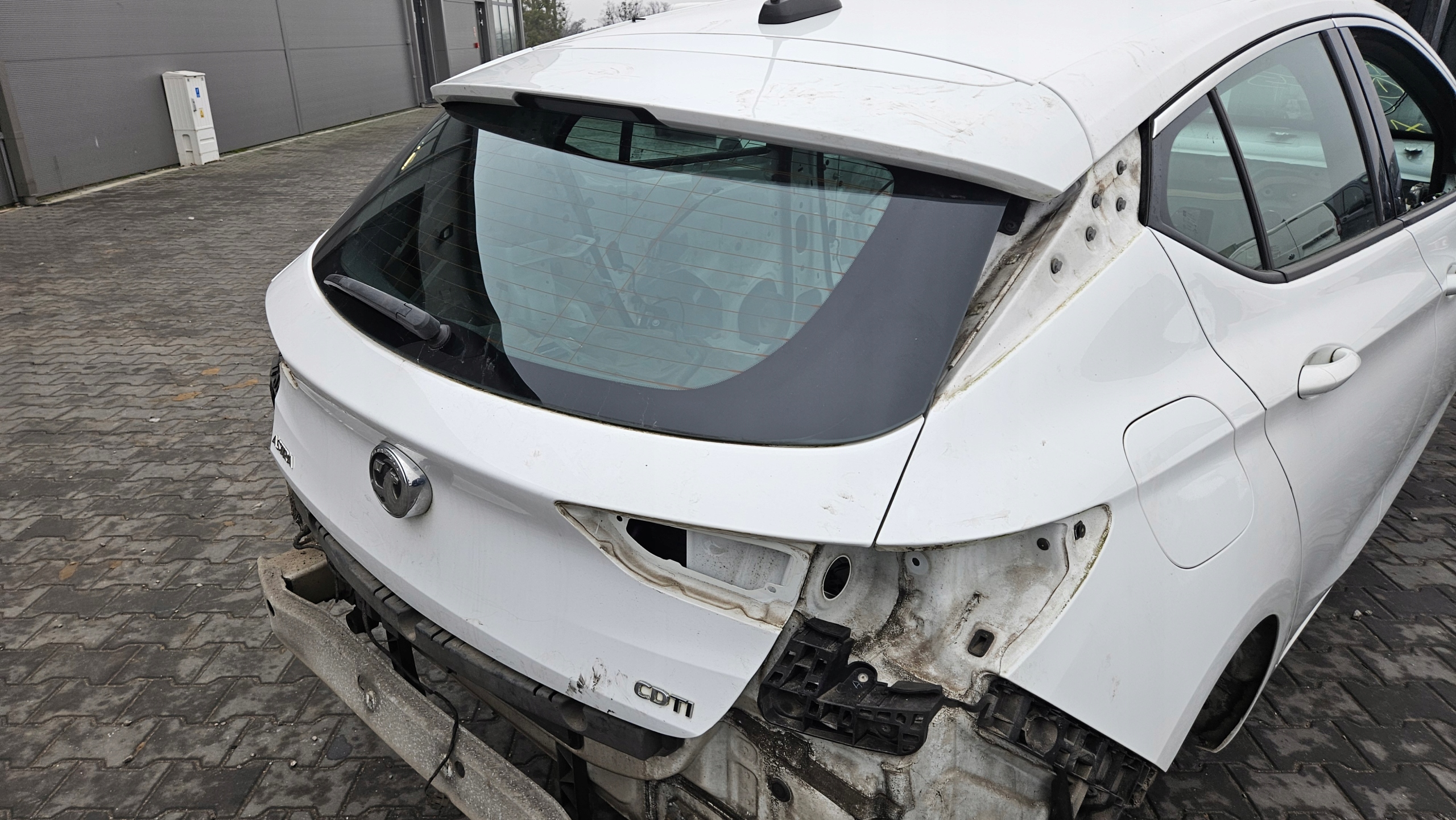 OPEL ASTRA K 5 V HB trunk door boot colour Z40R